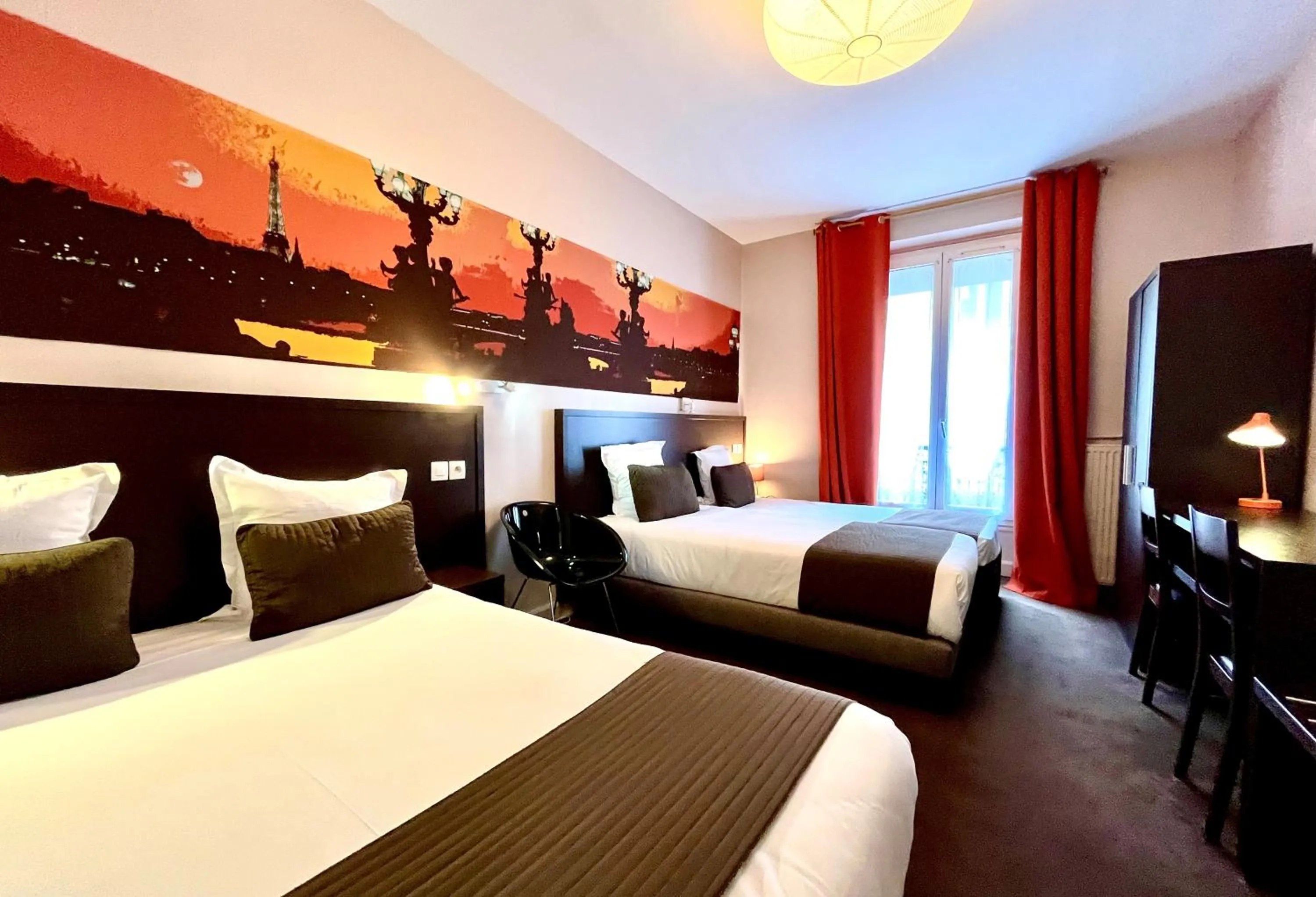 Family Room in Hôtel Odessa Montparnasse