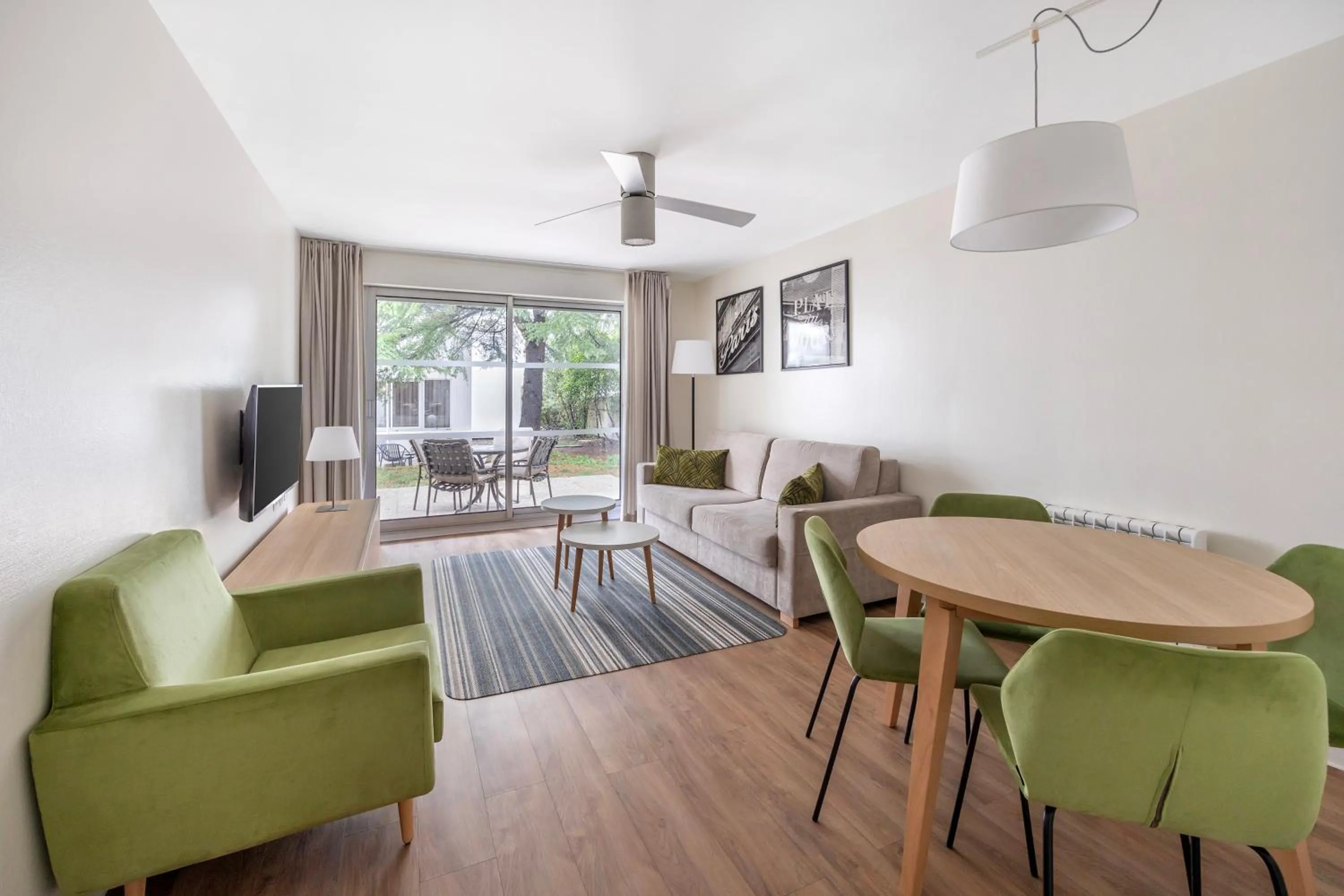 One-Bedroom Apartment in Royal Regency Paris Vincennes