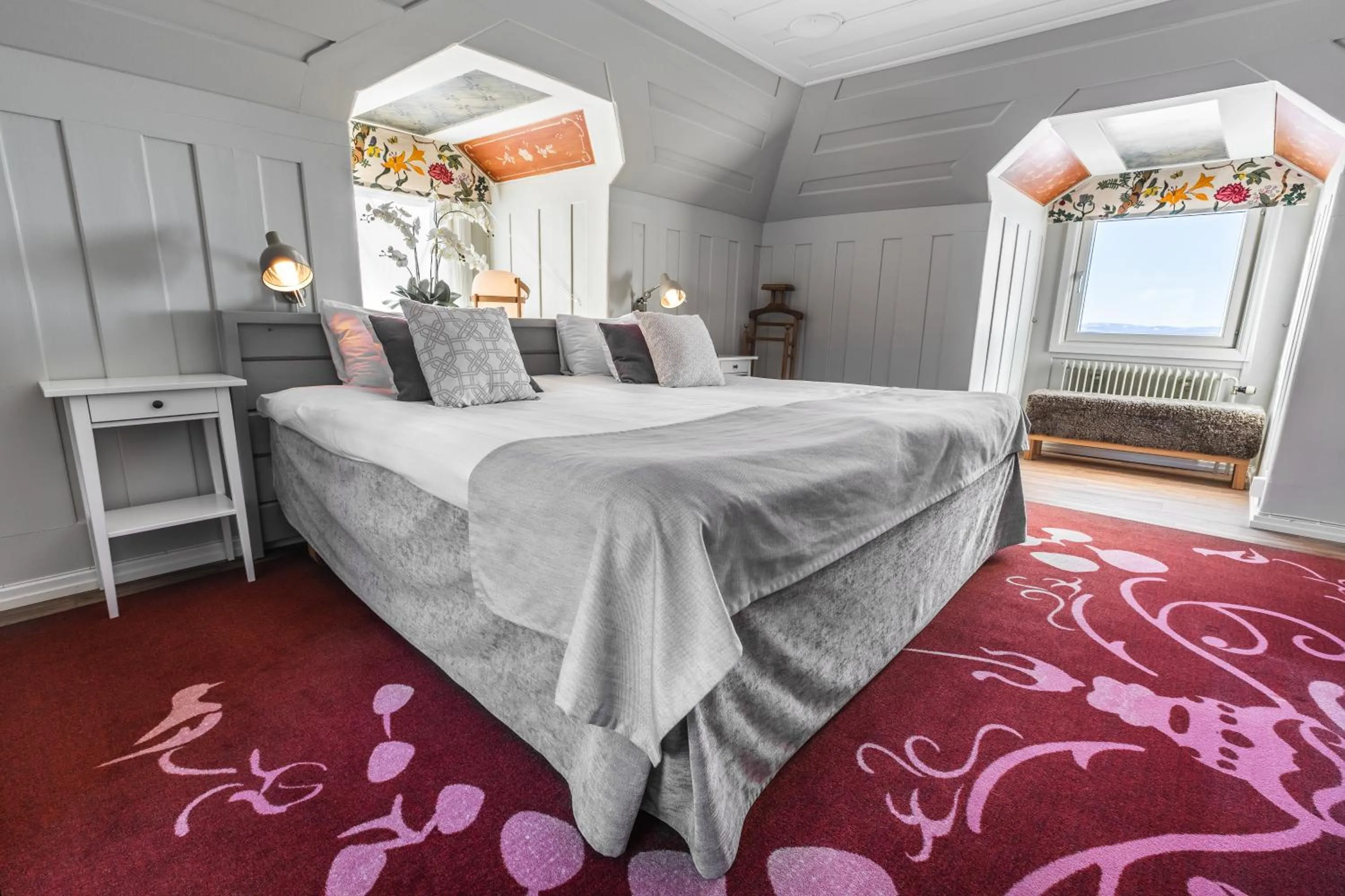 Twin Suite with Jetted Tub and Lake View  in Dalecarlia Hotel & Spa, BW Premier Collection