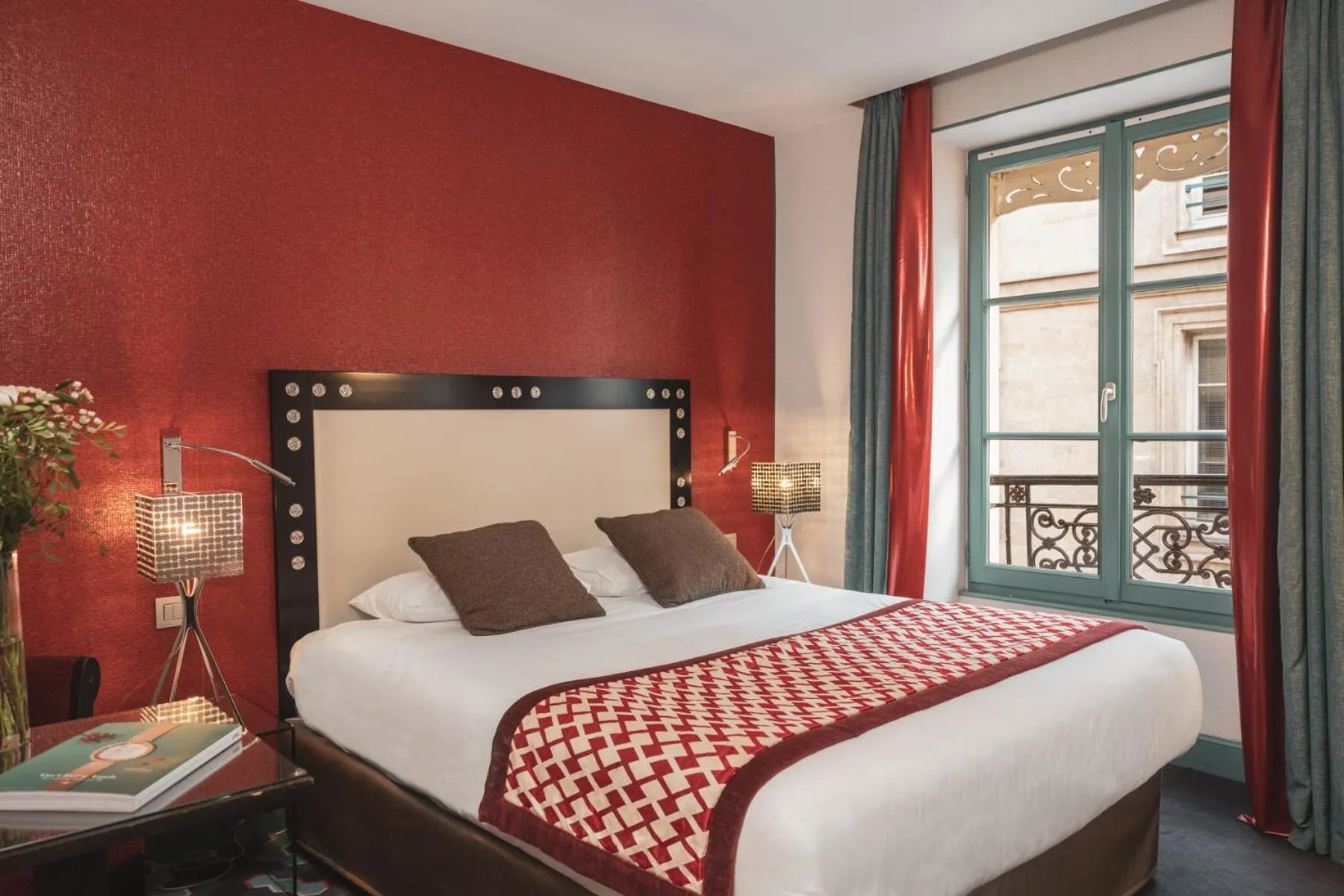 Superior Double Room in Hotel Le petit Paris