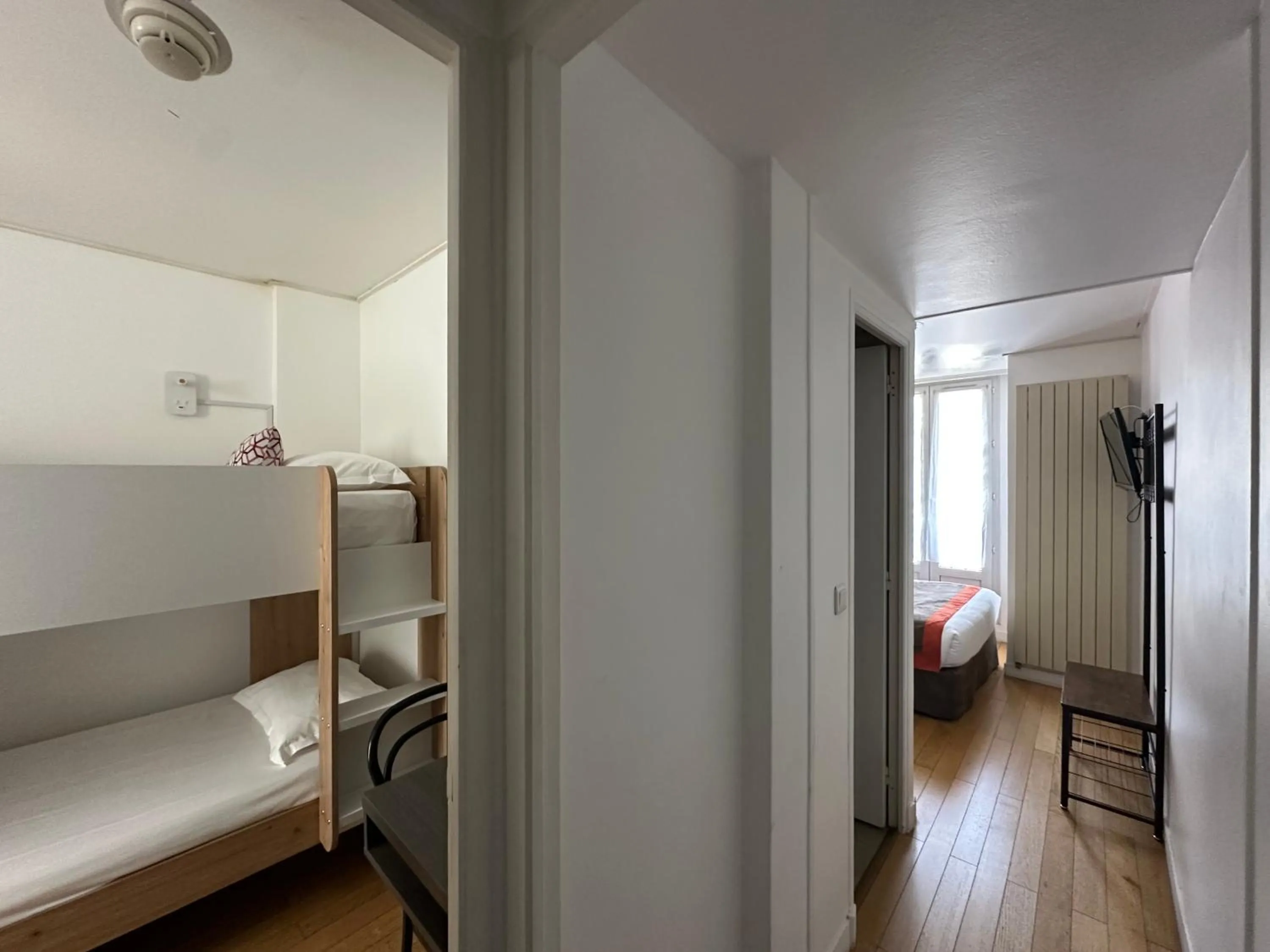 Apartment (4 Adults) in Home Latin