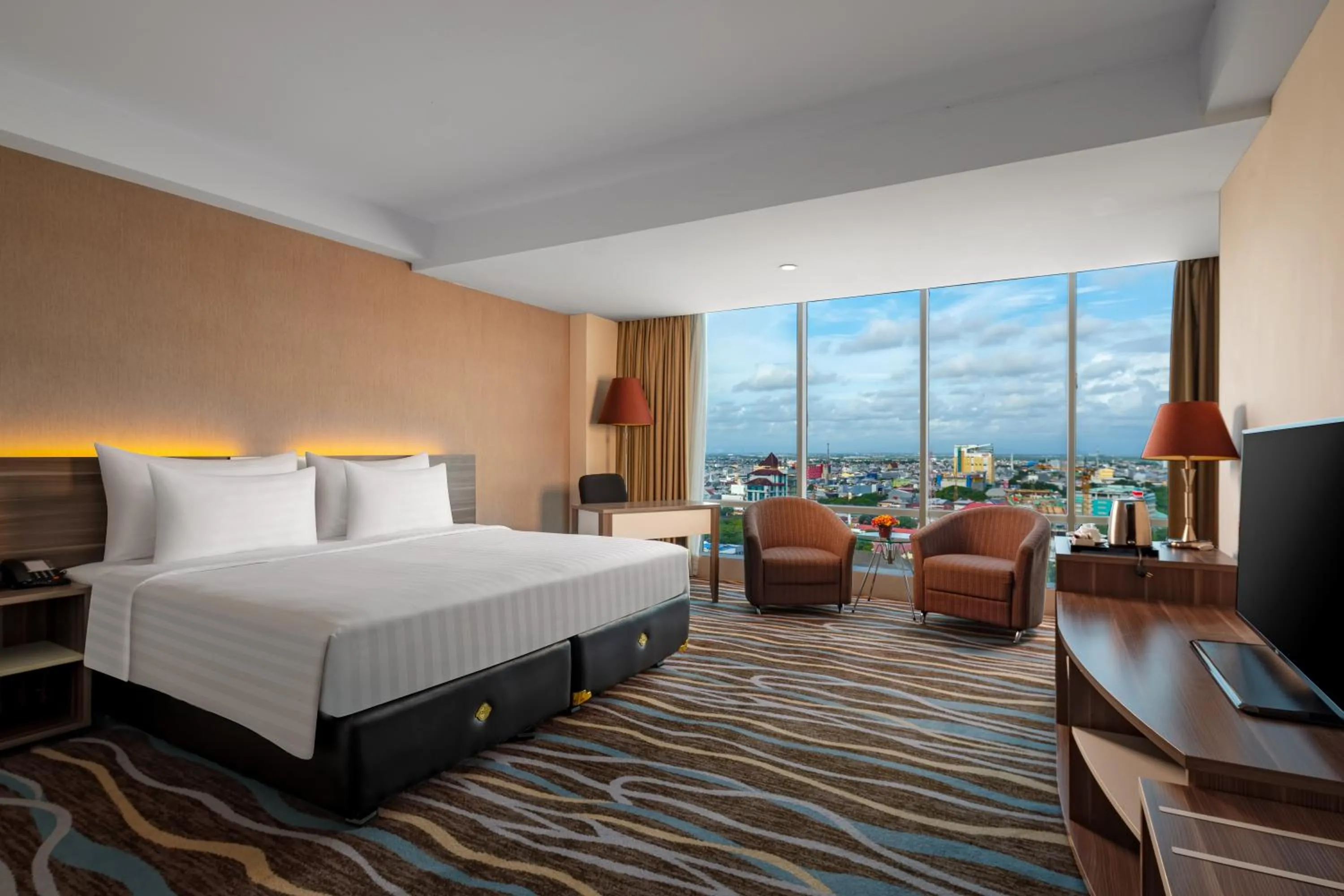 Deluxe Double Room in Swiss-Belhotel Makassar