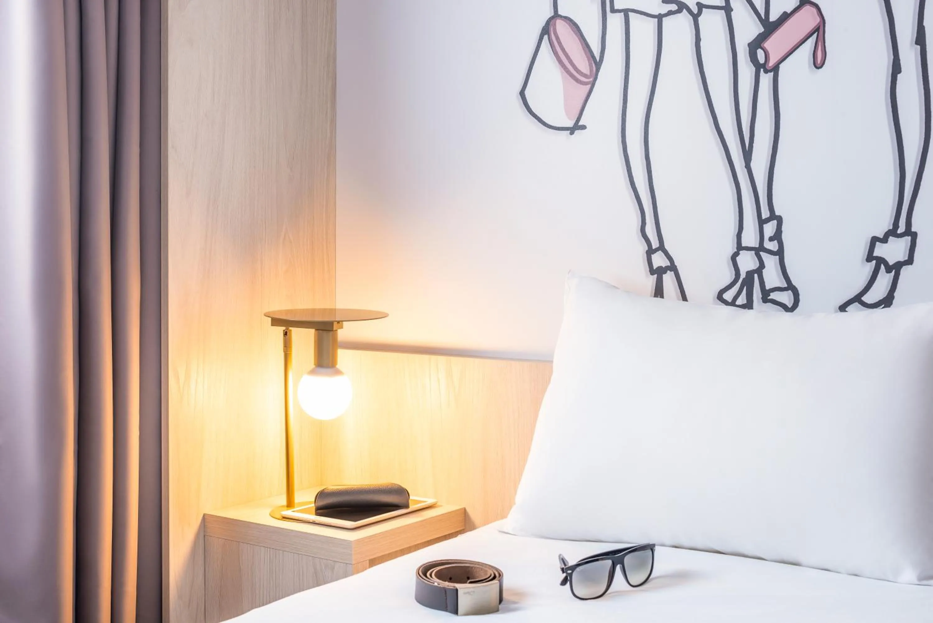 Standard Double Room - Mobility Accessible in ibis Styles Sceaux Paris Sud