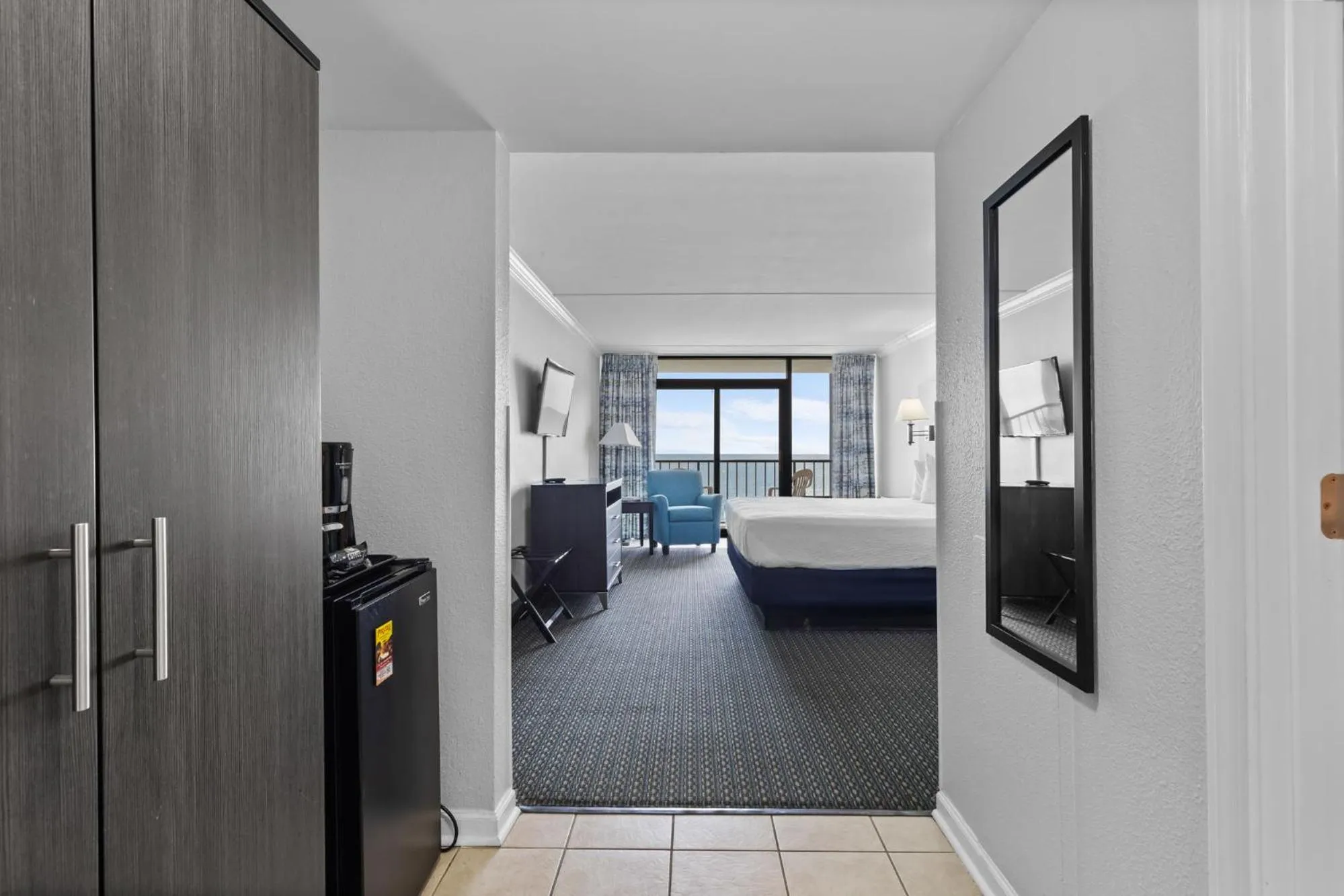 Ocean Front King Room in Grande Shores