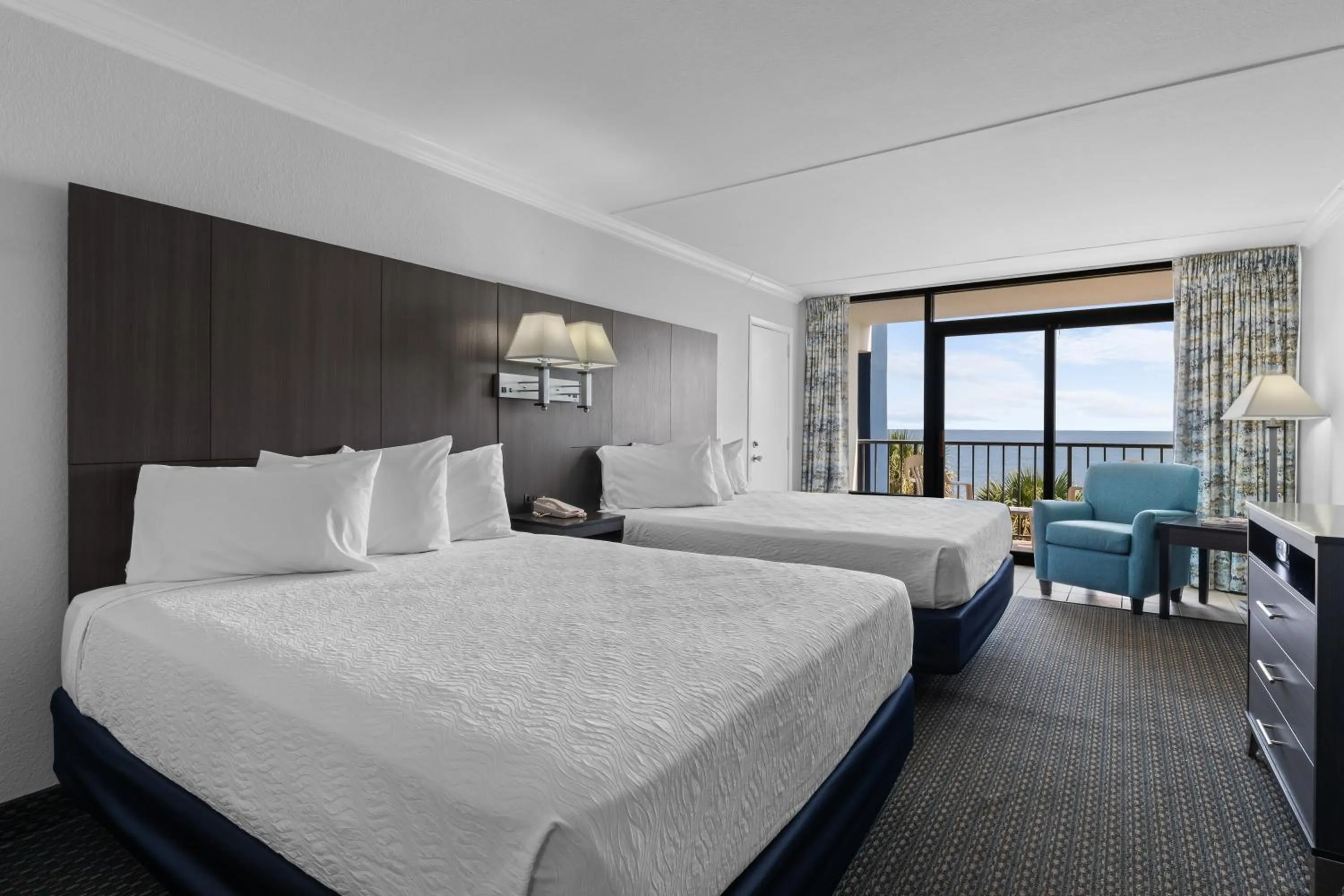 Ocean Front Room with Two Queen Beds and Kitchen in Grande Shores