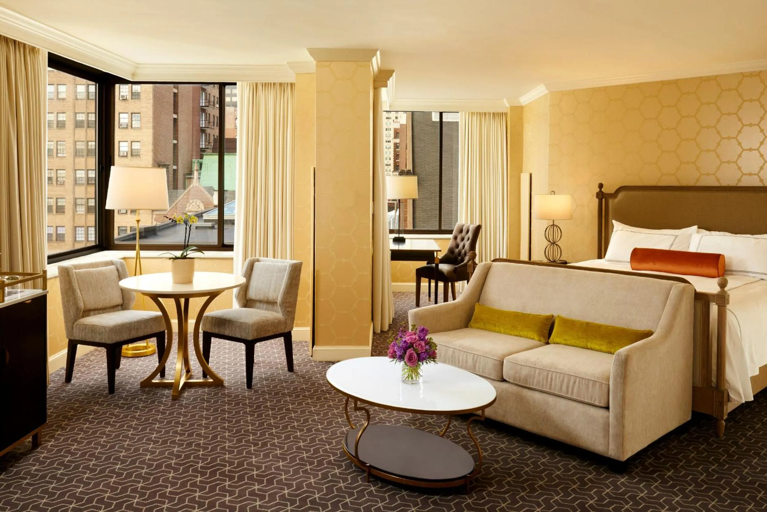 King Room with City View in The Rittenhouse Hotel