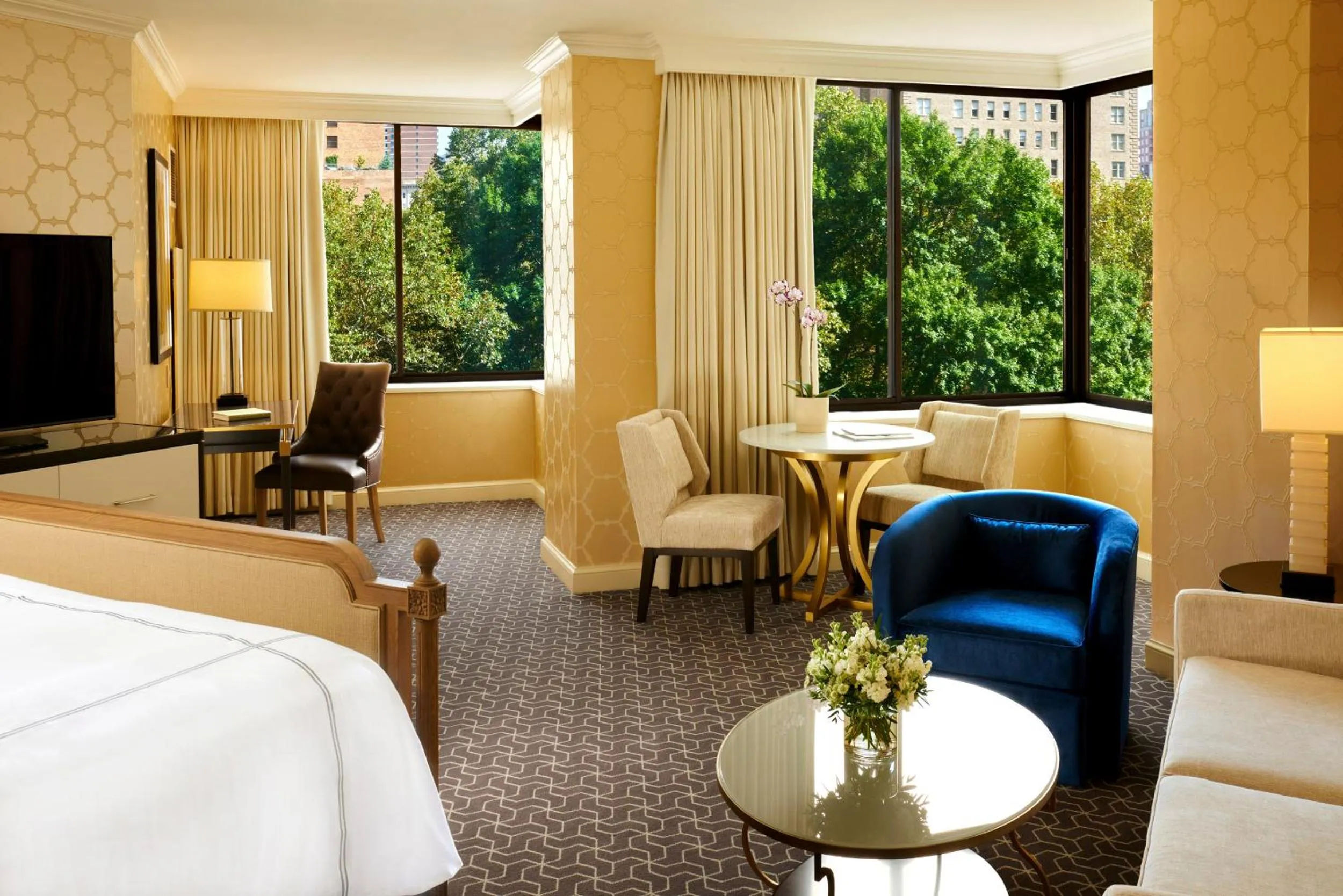King Room with Park View in The Rittenhouse Hotel