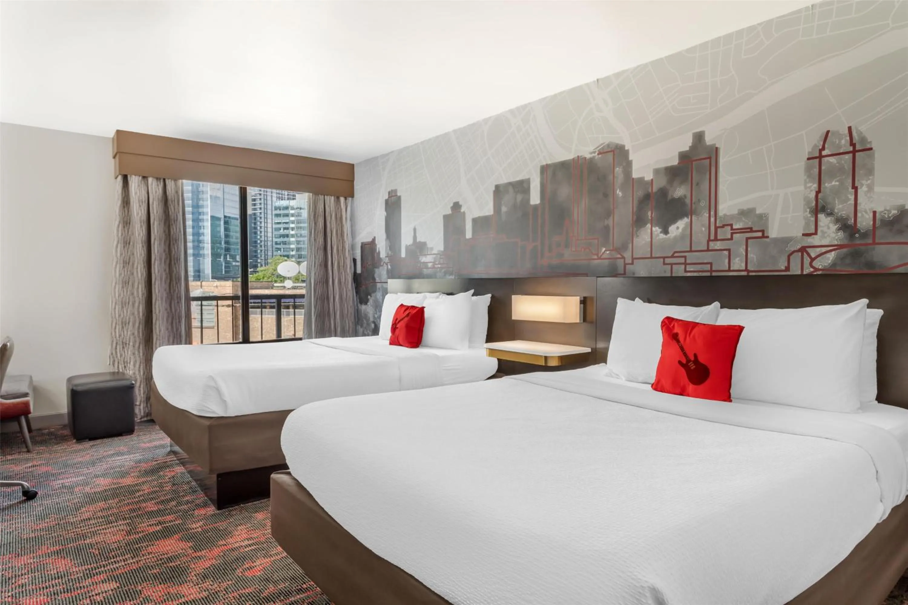 Queen Room with Two Queen Beds - Non-Smoking in Best Western Downtown PLUS Music Row