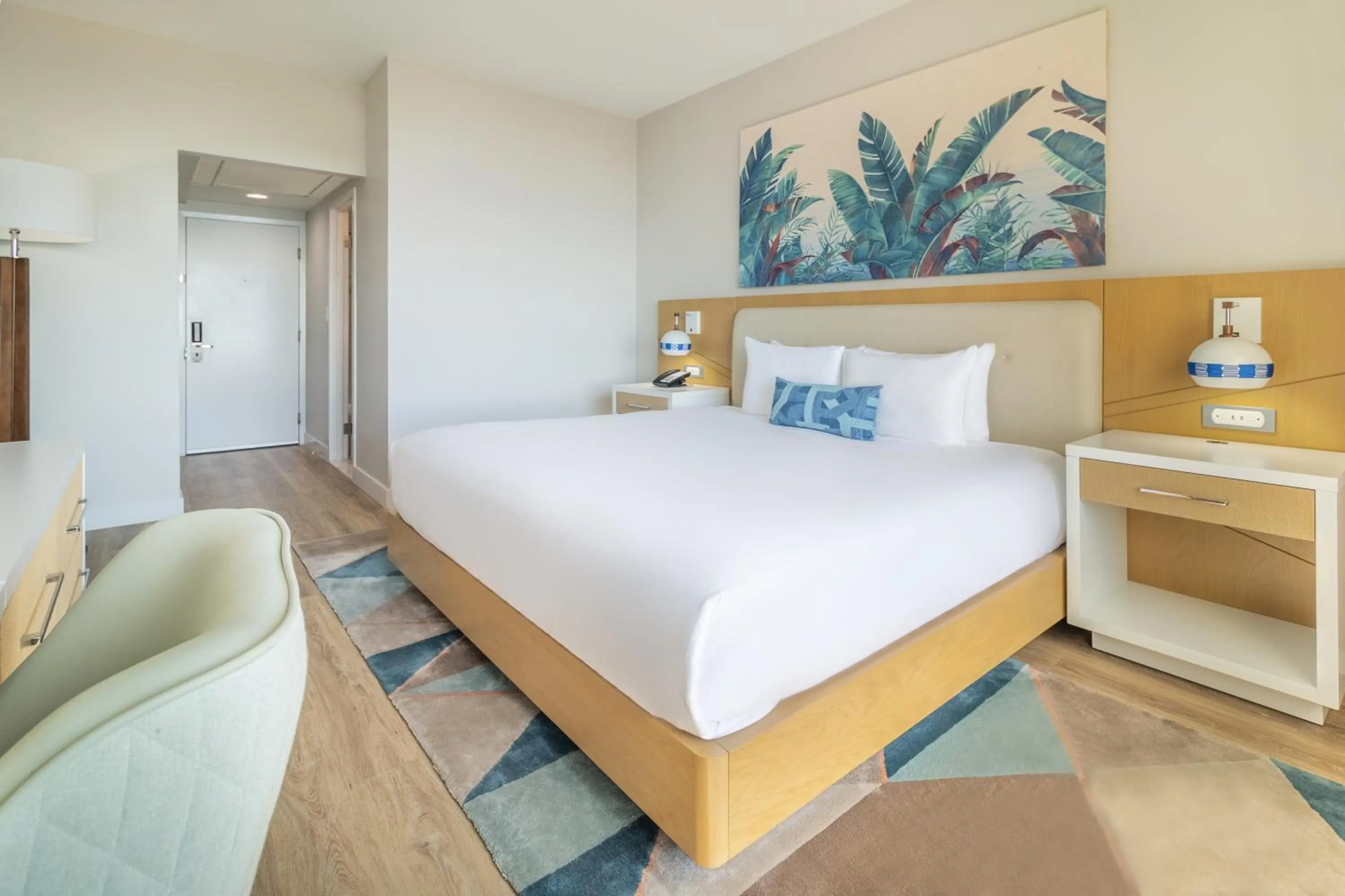 King Bed Oceanfront in Radisson Resort Miami Beach