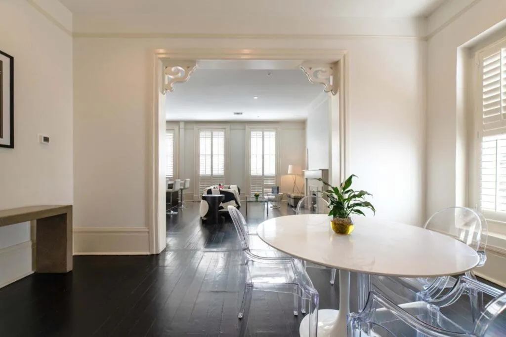 Presidential Suite in Melrose Mansion