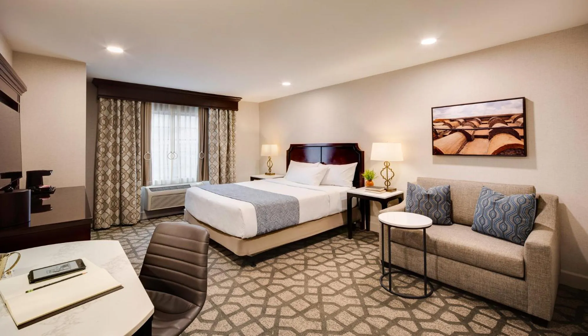 King Room - Disability Access in Ayres Hotel Redlands - Loma Linda