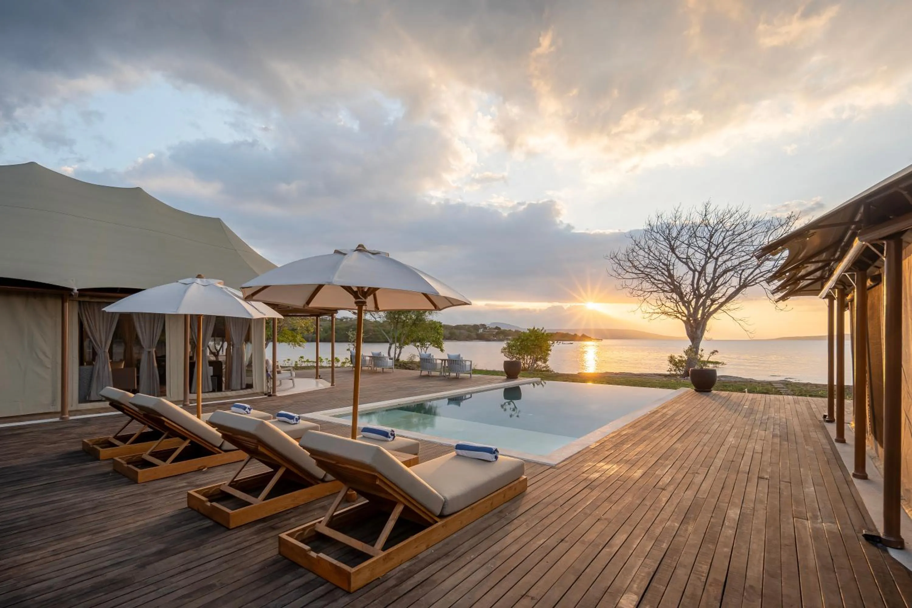 Two Bedroom Beach Front Suite in Menjangan Dynasty Resort