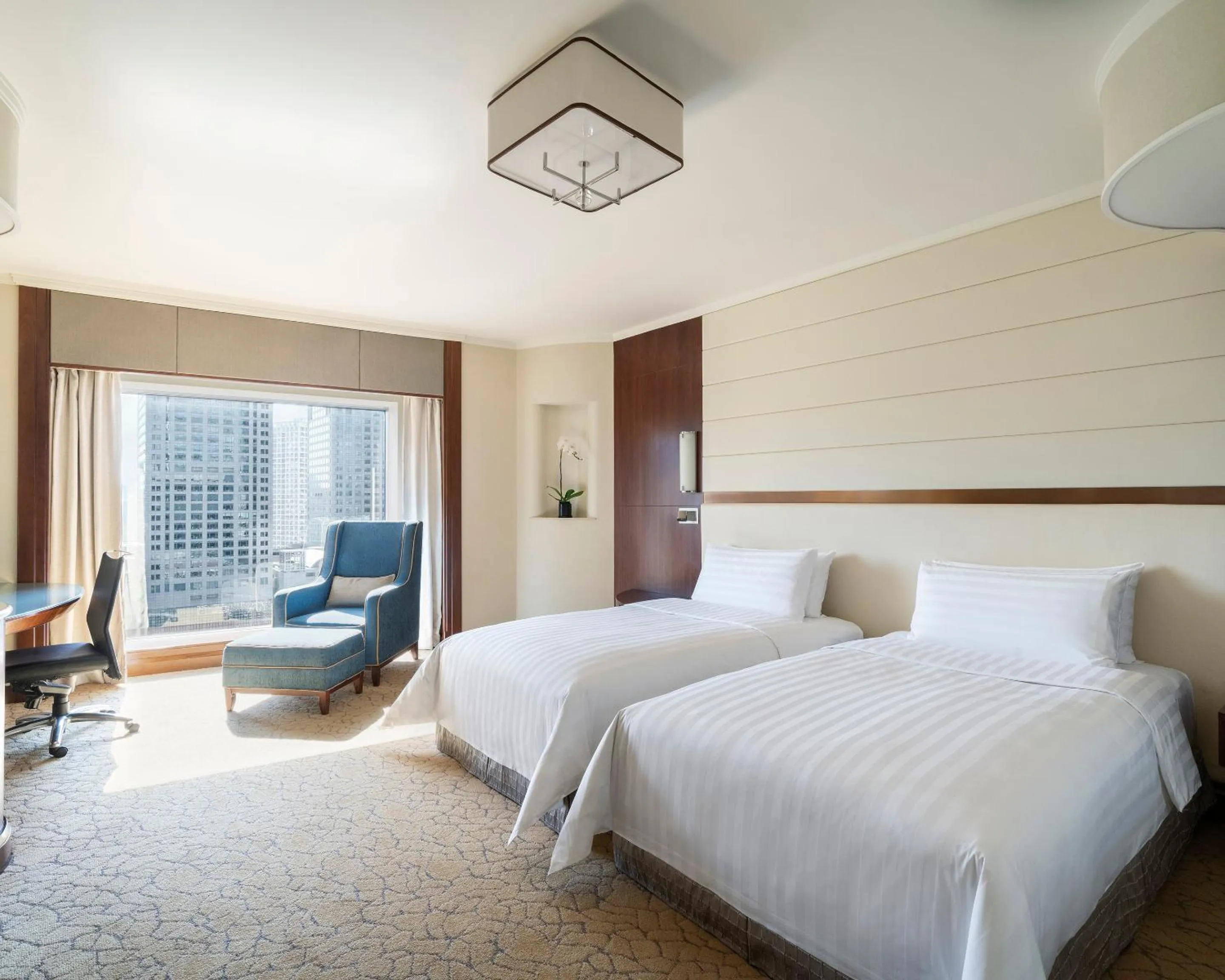 Deluxe Twin Room in China World Hotel, Beijing