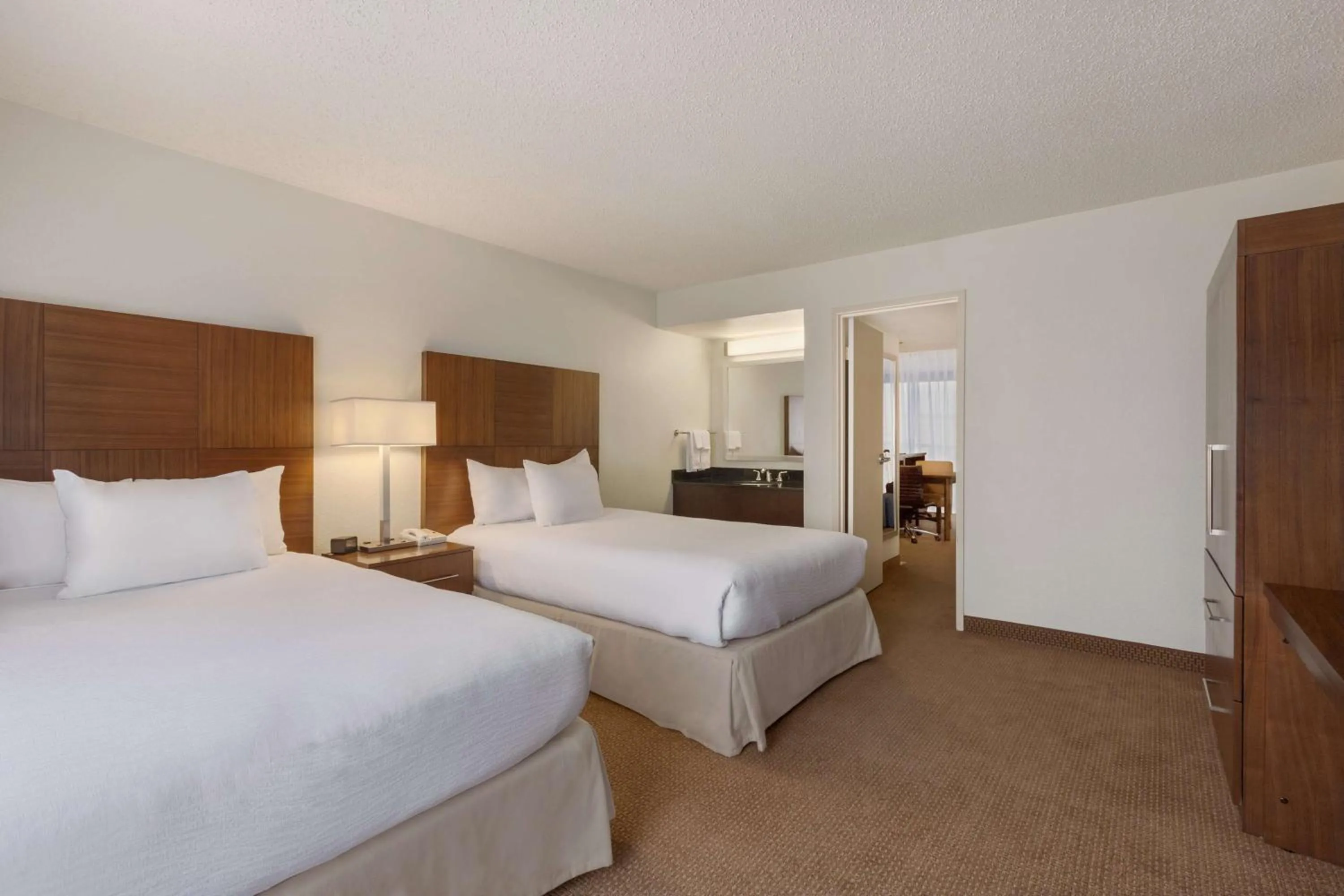 Non-Smoking Double Suite in Embassy Suites Baton Rouge