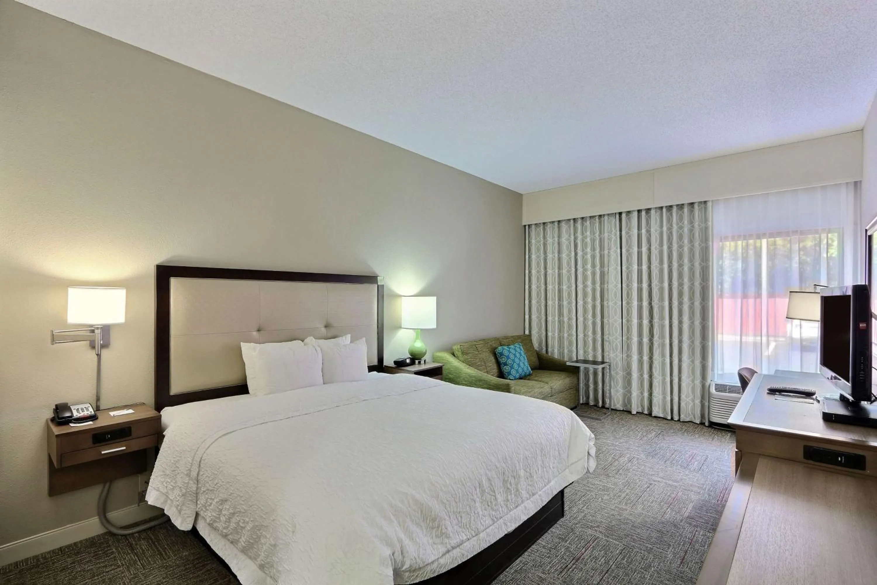 King Room with Sofa Bed and Study - Non-Smoking in Hampton Inn Savannah-I-95/Richmond Hill