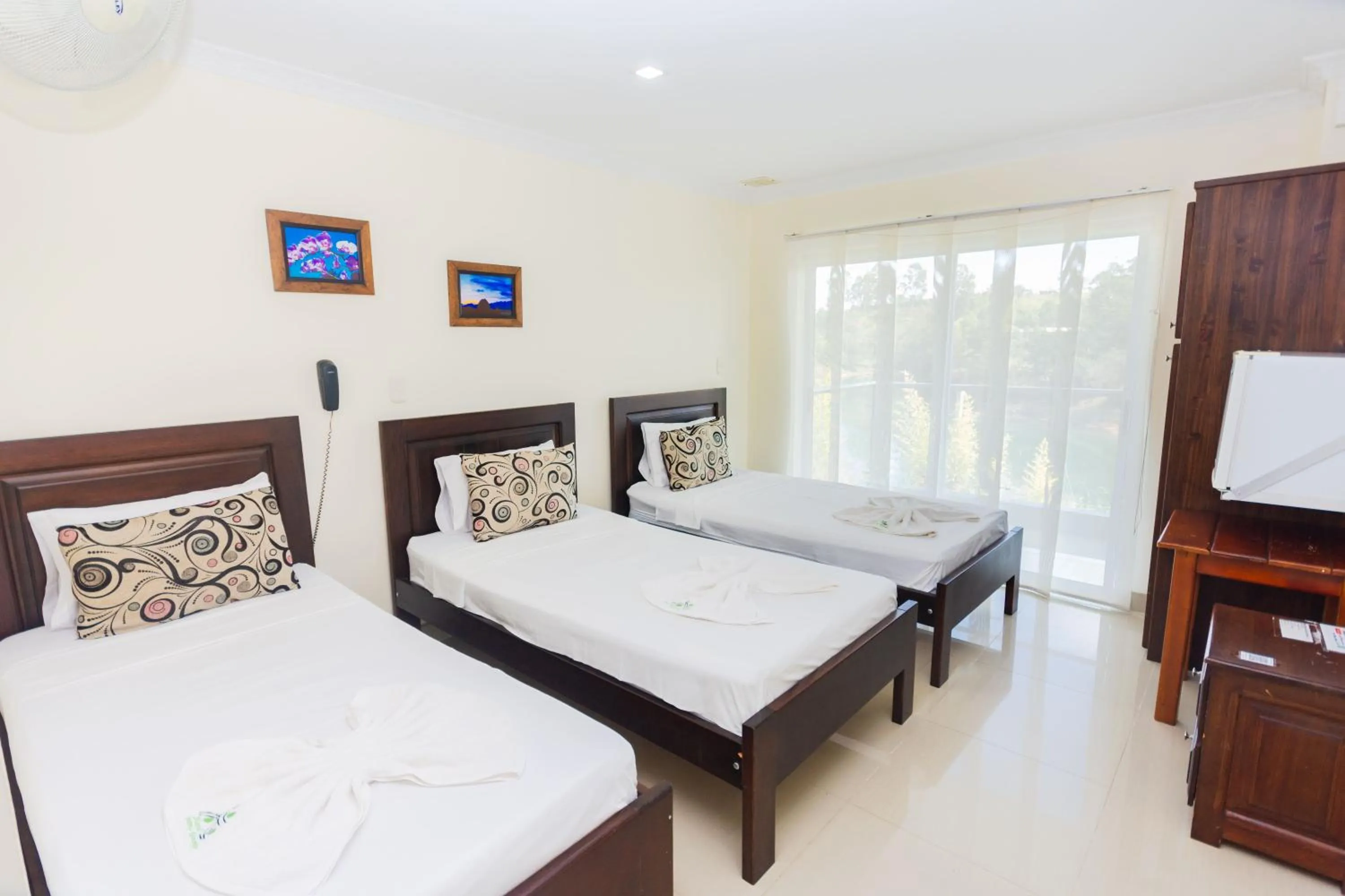 Triple Room with Balcony in Hotel Verony Guatape