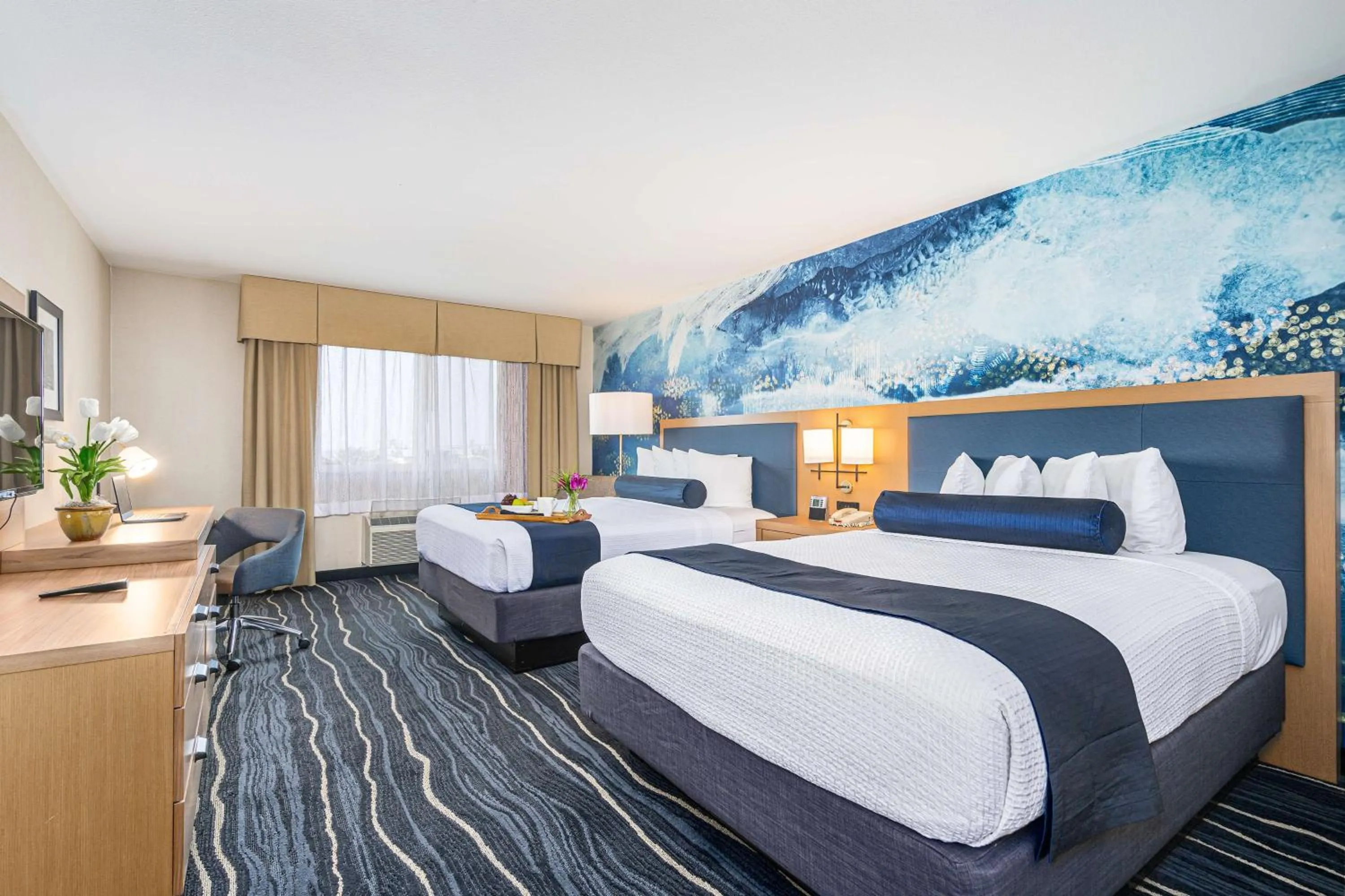 Queen Room with Two Queen Beds and Work Desk - Non-Smoking in Best Western Plus Marina Gateway Hotel