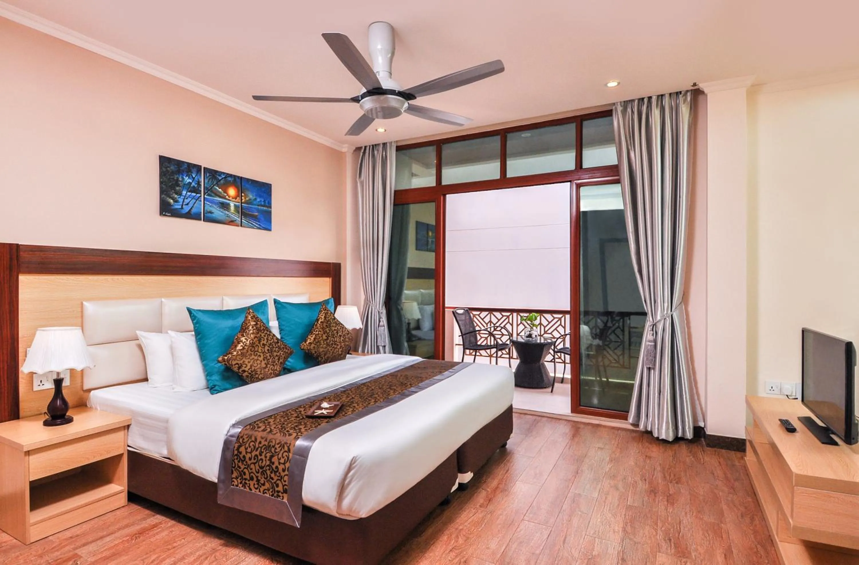 Deluxe Double or Twin Room with Pool View in Triton Beach Hotel & Spa