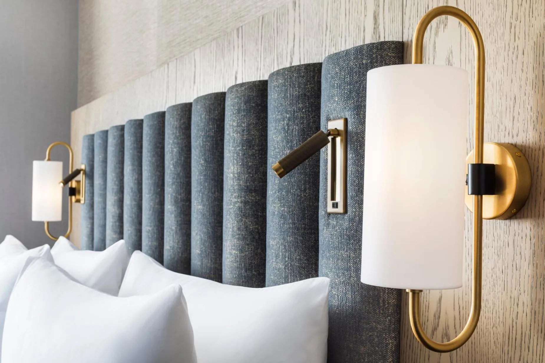 King Room with Accessible Shower - Disability Access in Hyatt Regency Jersey City on the Hudson