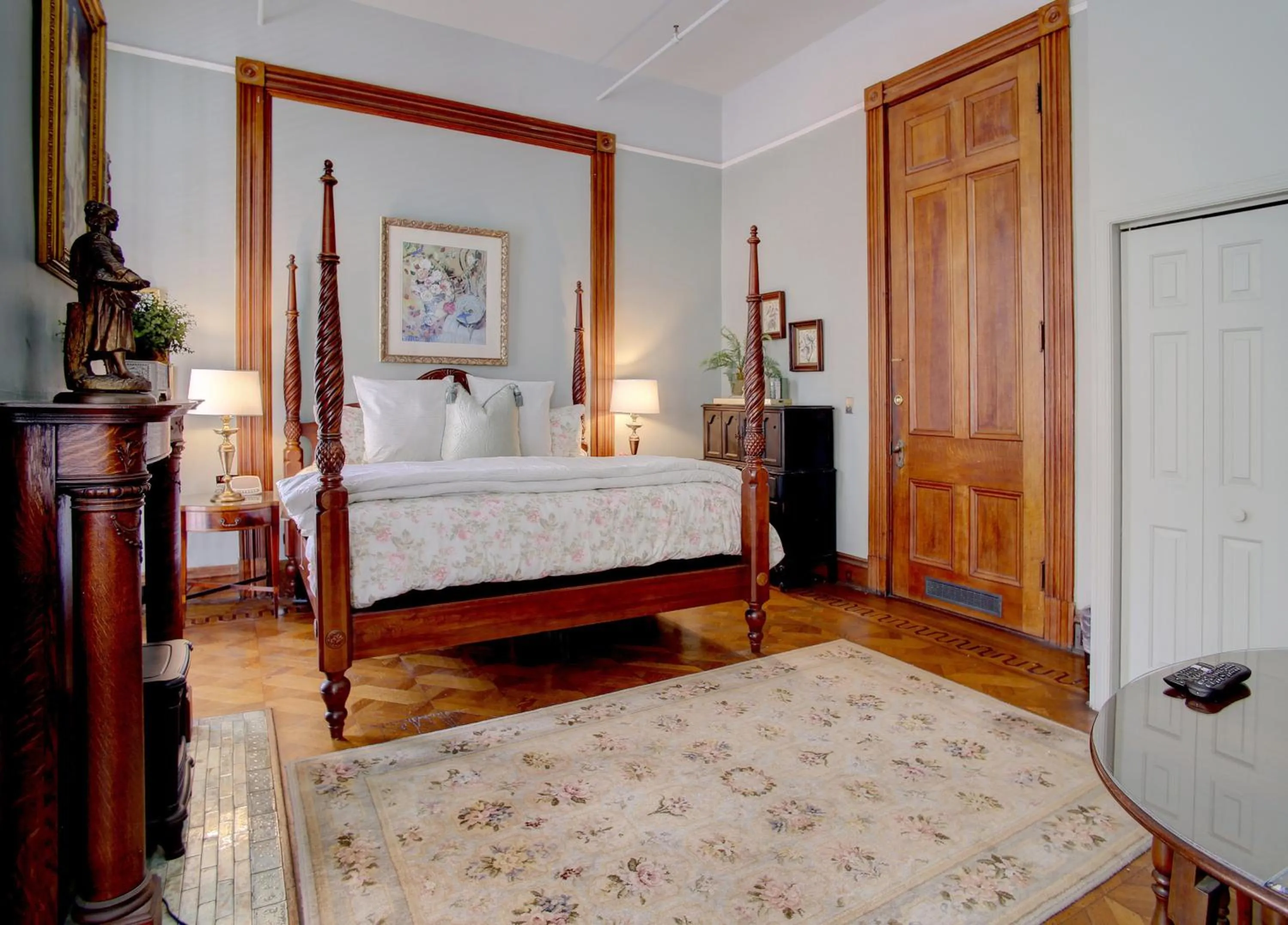 Taylor in Forsyth Park Inn