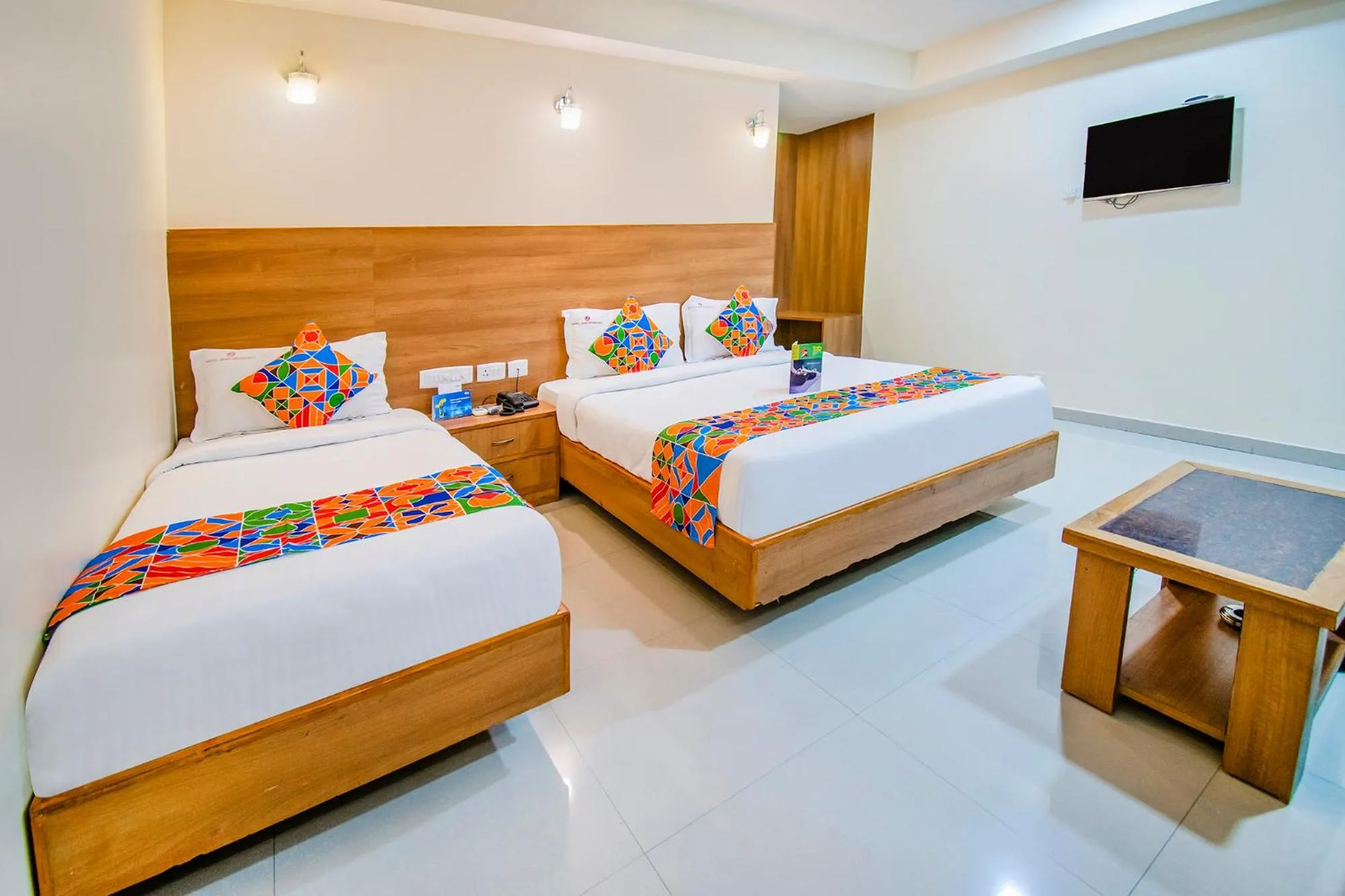 Family Room - single occupancy in FabHotel Jansi Deluxe - Nr Gandhipuram Bus stand