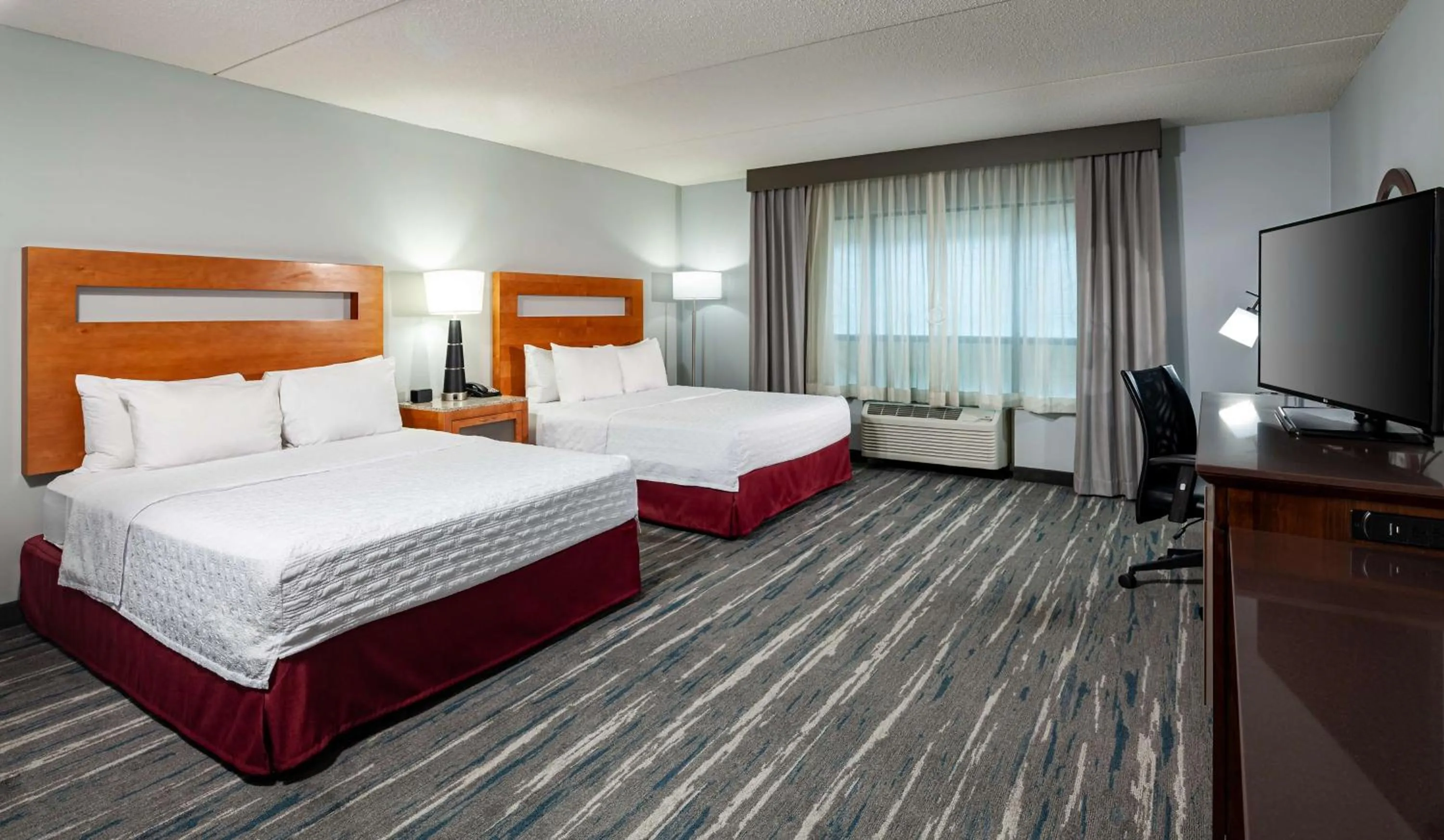 Queen Room with Two Queen Beds - Mobility Access/Non-Smoking in Hampton Inn & Suites St. Louis at Forest Park