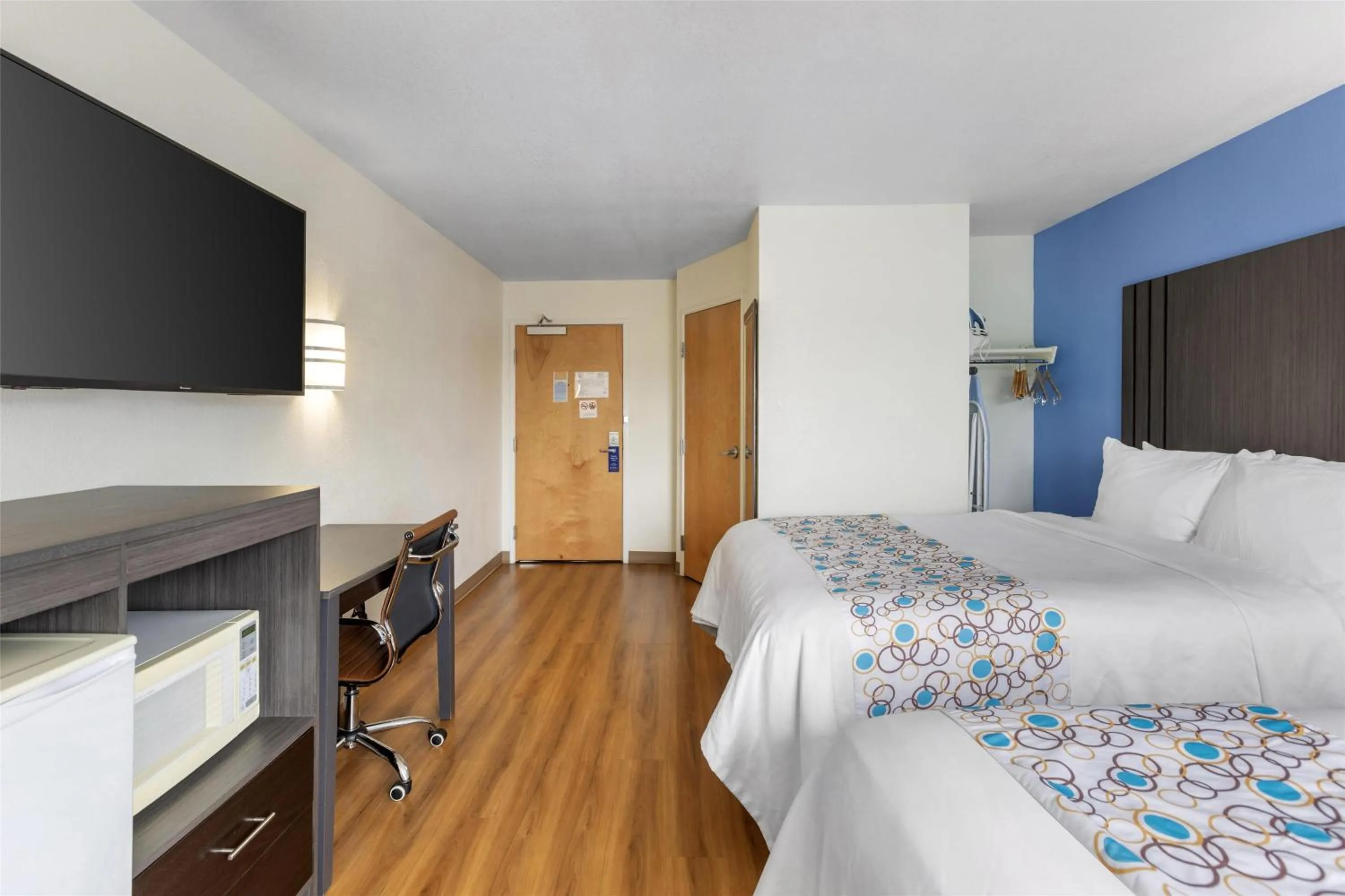 Queen Room with Two Queen Beds with Sofa Bed in SureStay Plus Hotel by Best Western Niagara Falls East