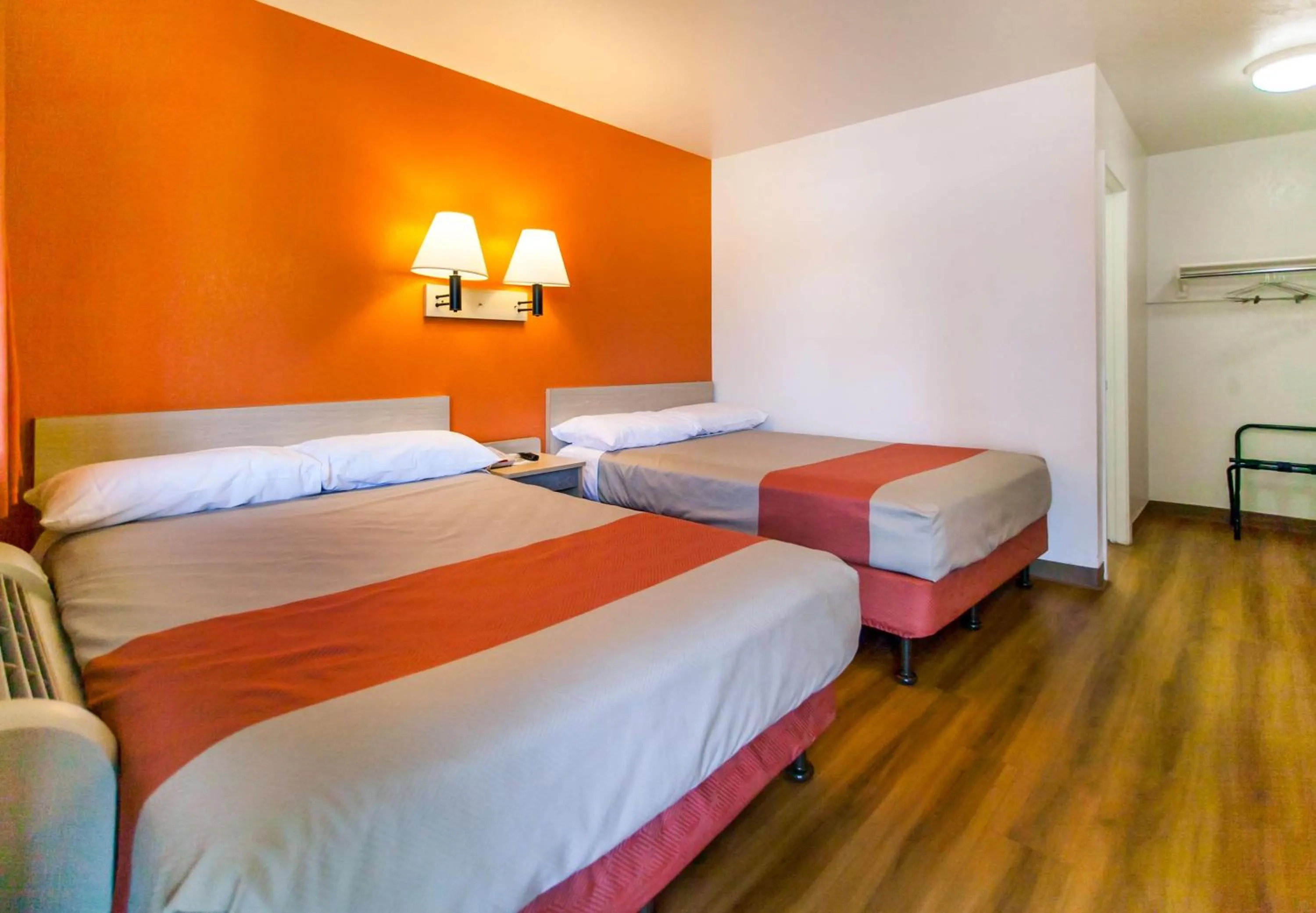 Quadruple Room in Motel 6-Rosemead, CA - Los Angeles