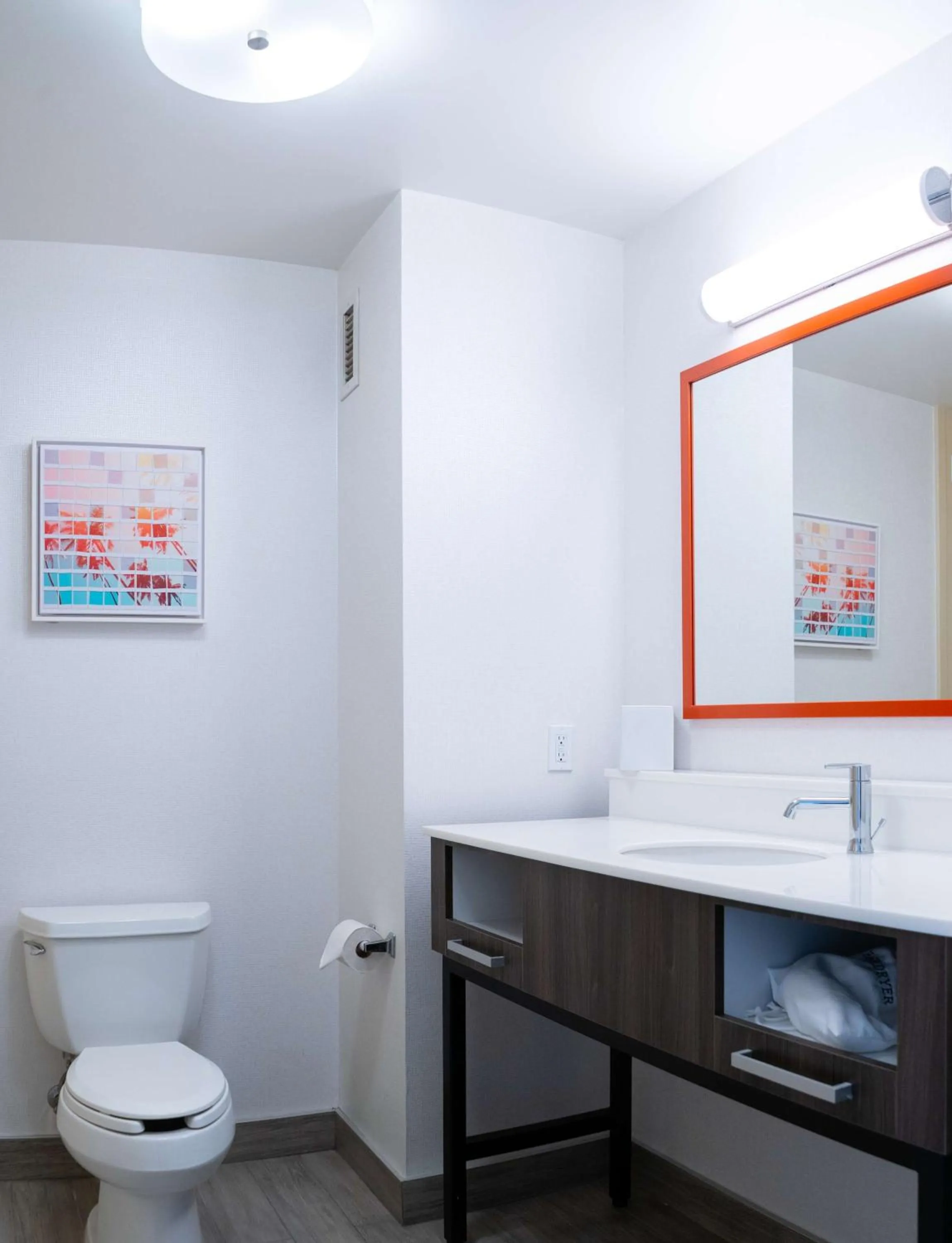 King Room with King Bed - Non-Smoking in Hampton Inn & Suites Seal Beach