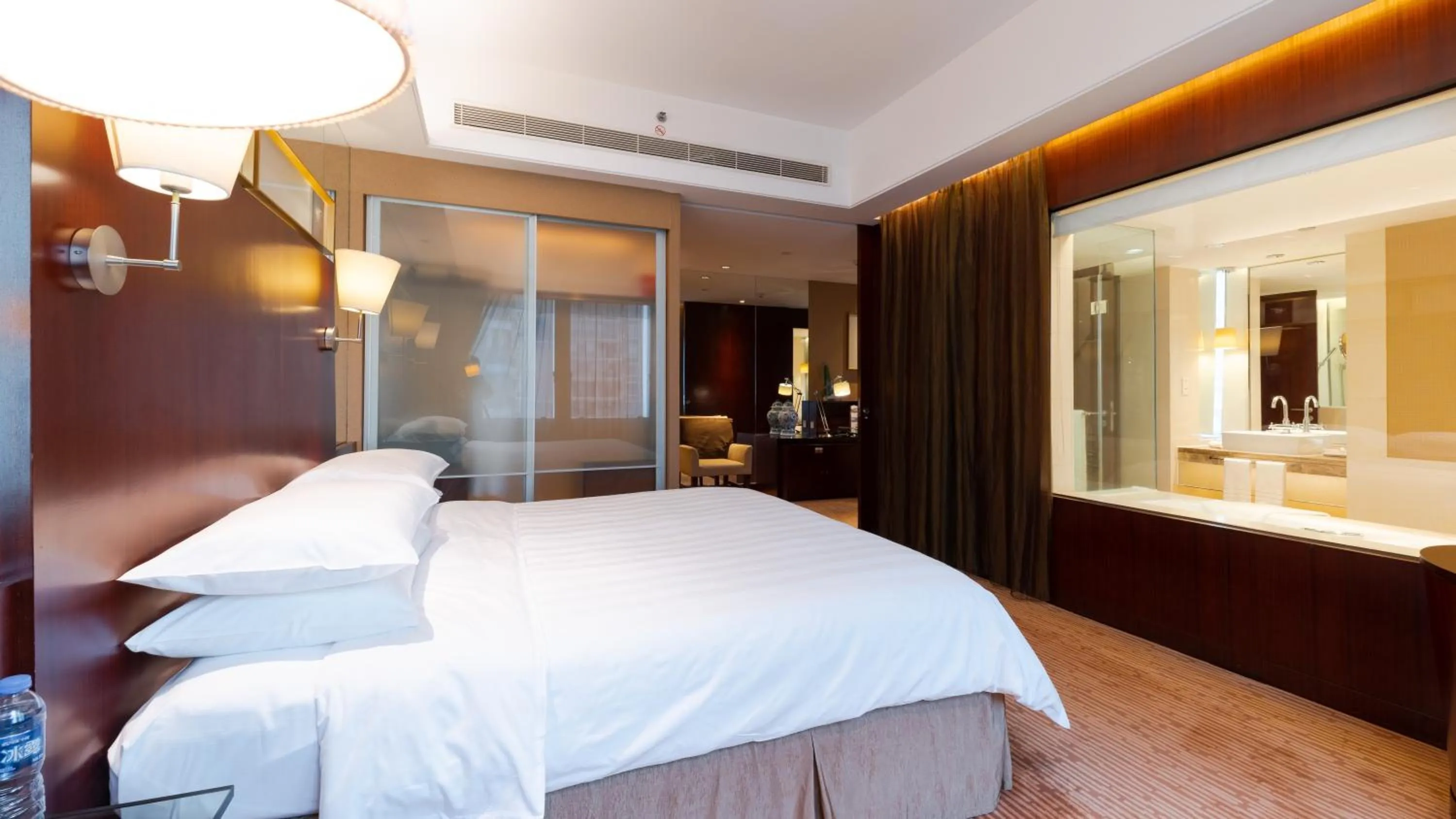 Studio Suite Room in Pan Pacific Xiamen