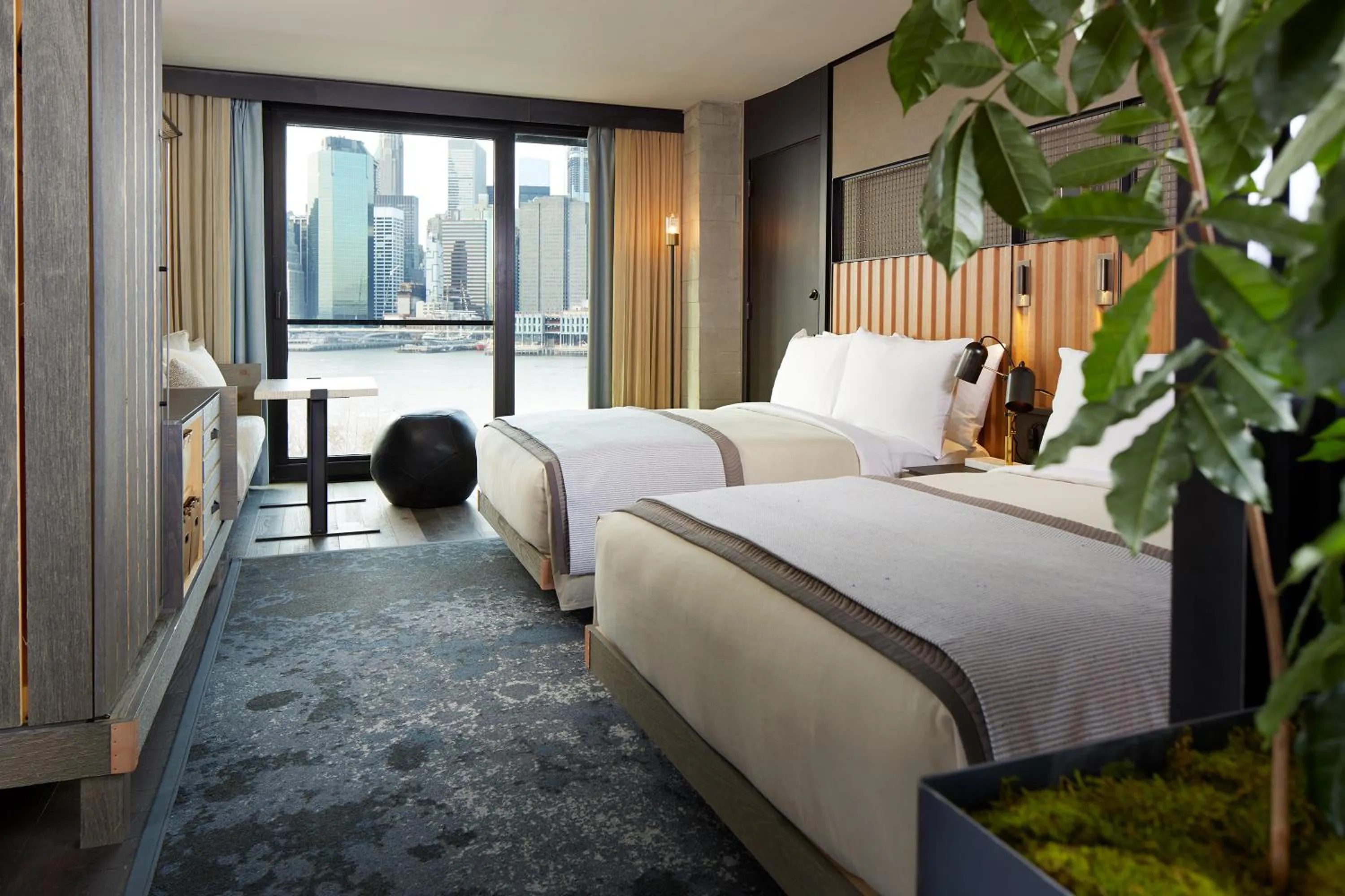 Harbor 2 Beds in 1 Hotel Brooklyn Bridge