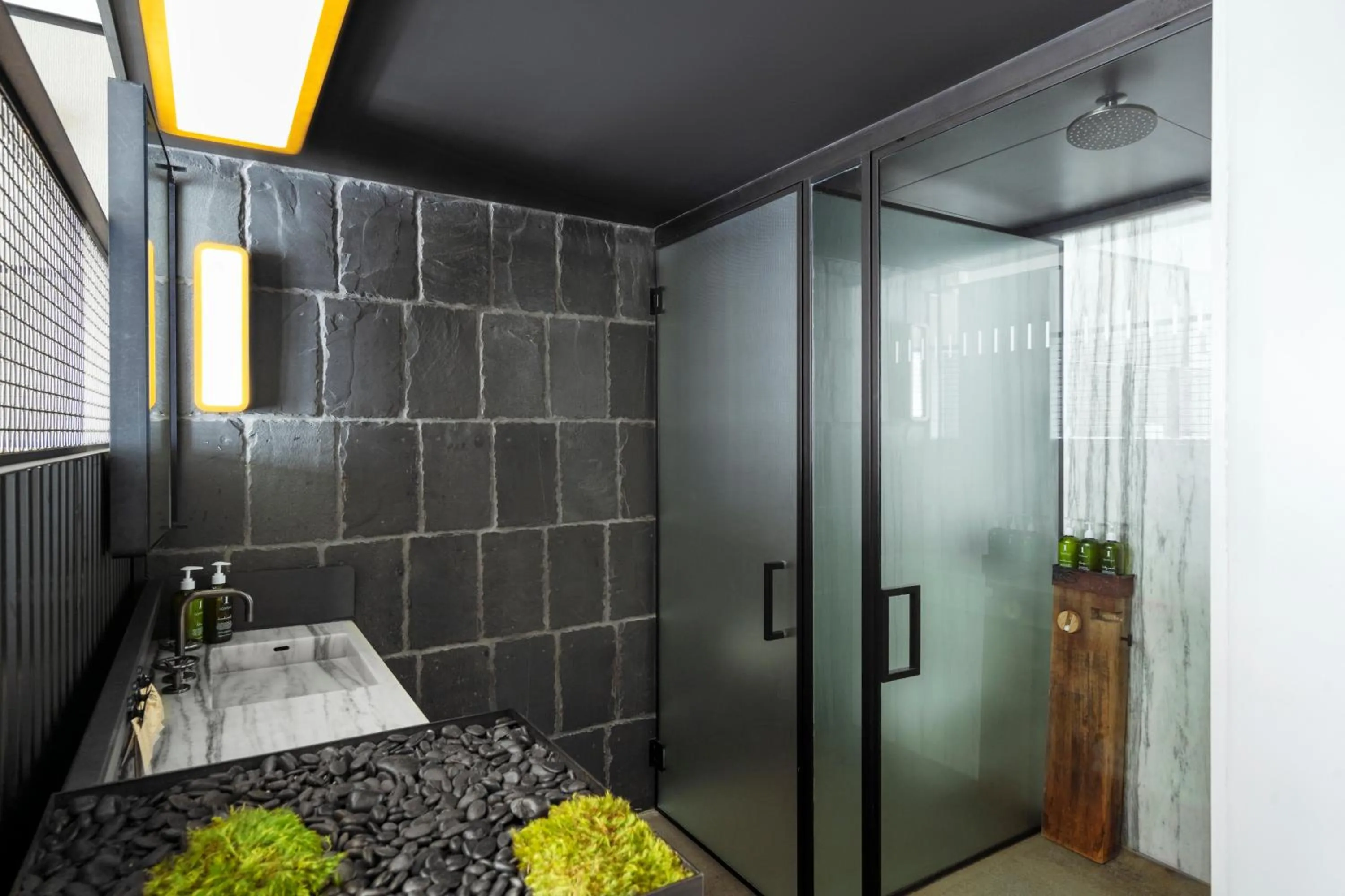 King Room in 1 Hotel Brooklyn Bridge