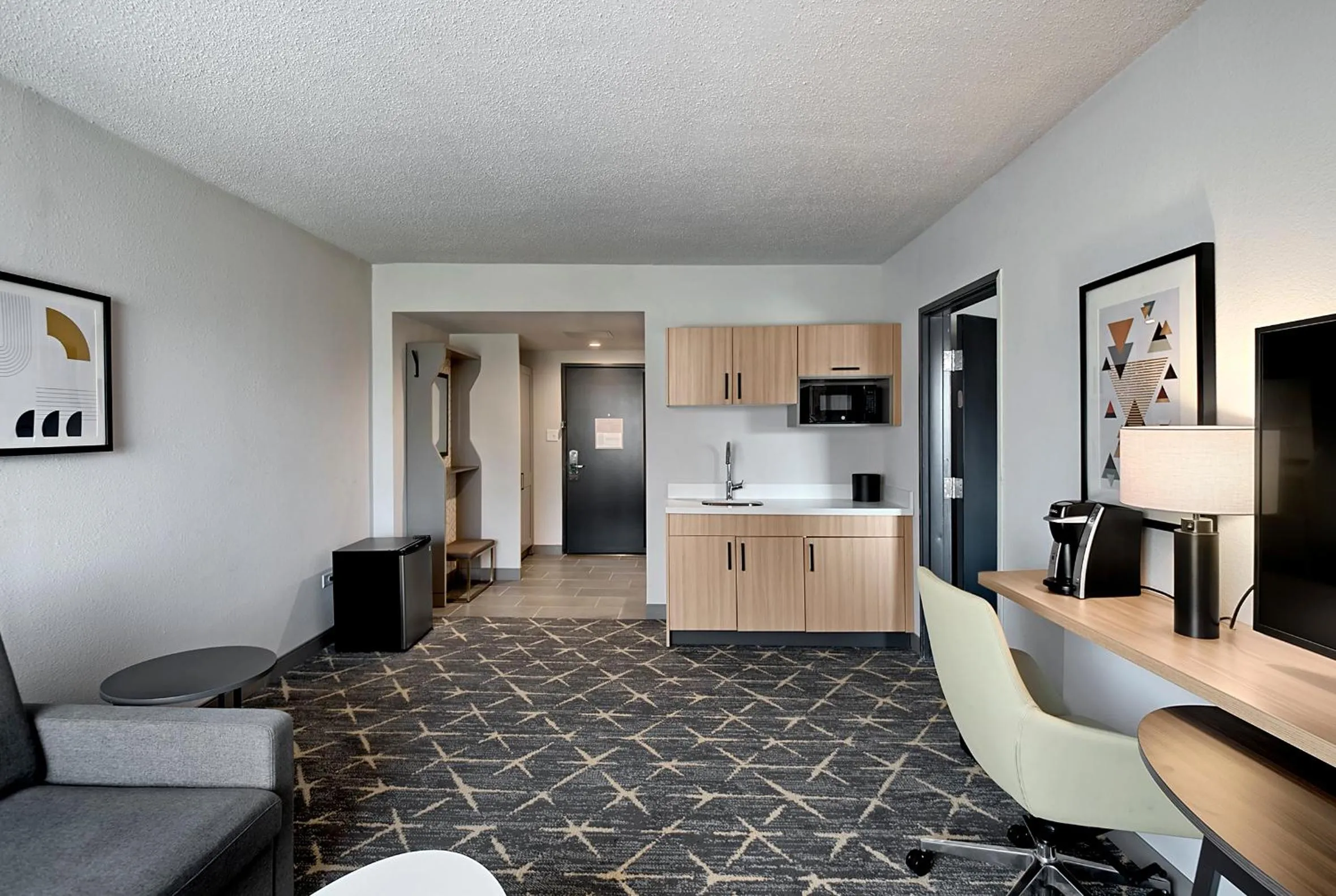Queen Suite with Two Queen Beds and Sofa Bed in Holiday Inn Hotel & Suites Chicago - Downtown by IHG