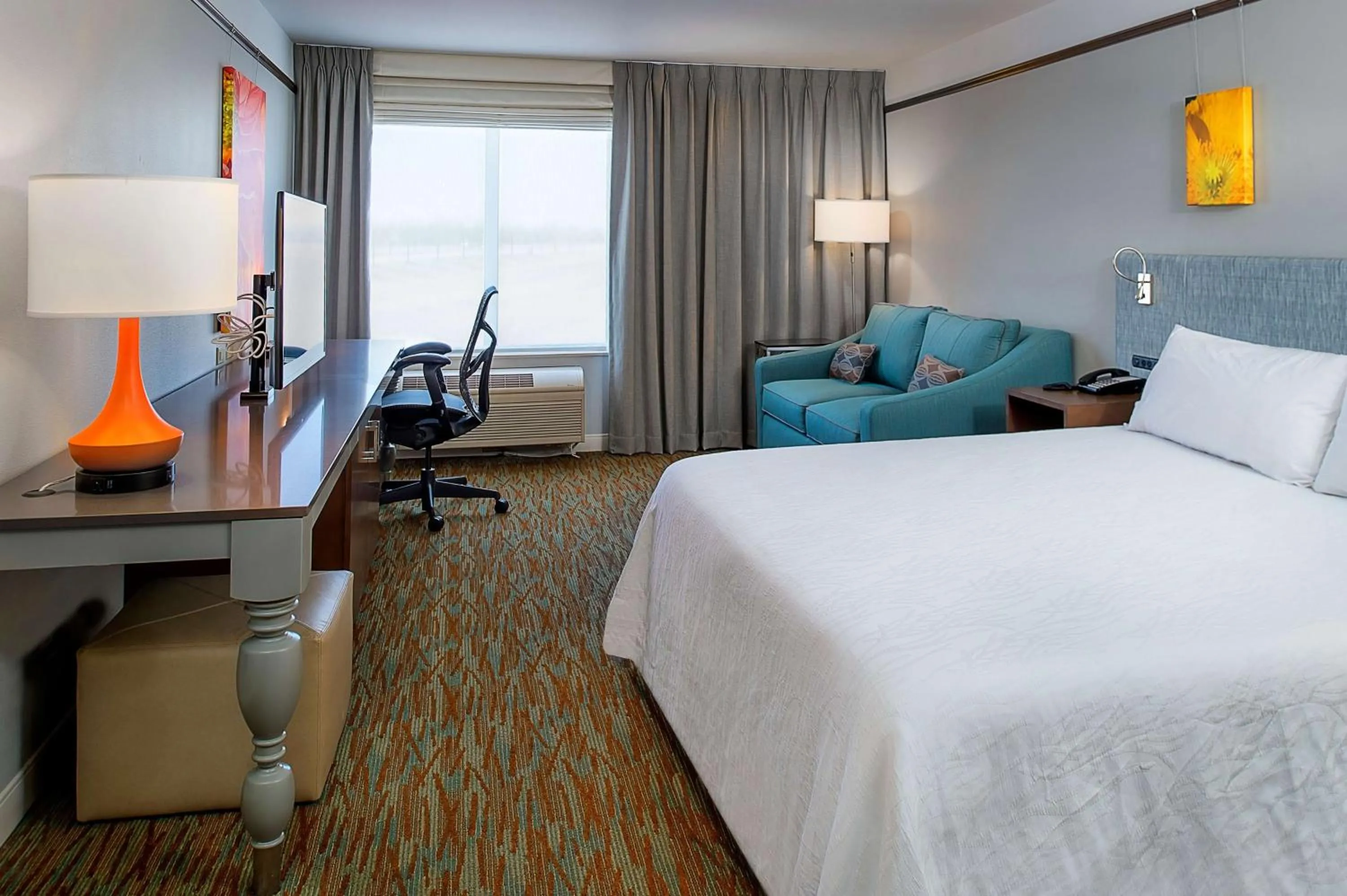 King Room with Sofa Bed - Non-Smoking in Hilton Garden Inn St. Louis/O'Fallon