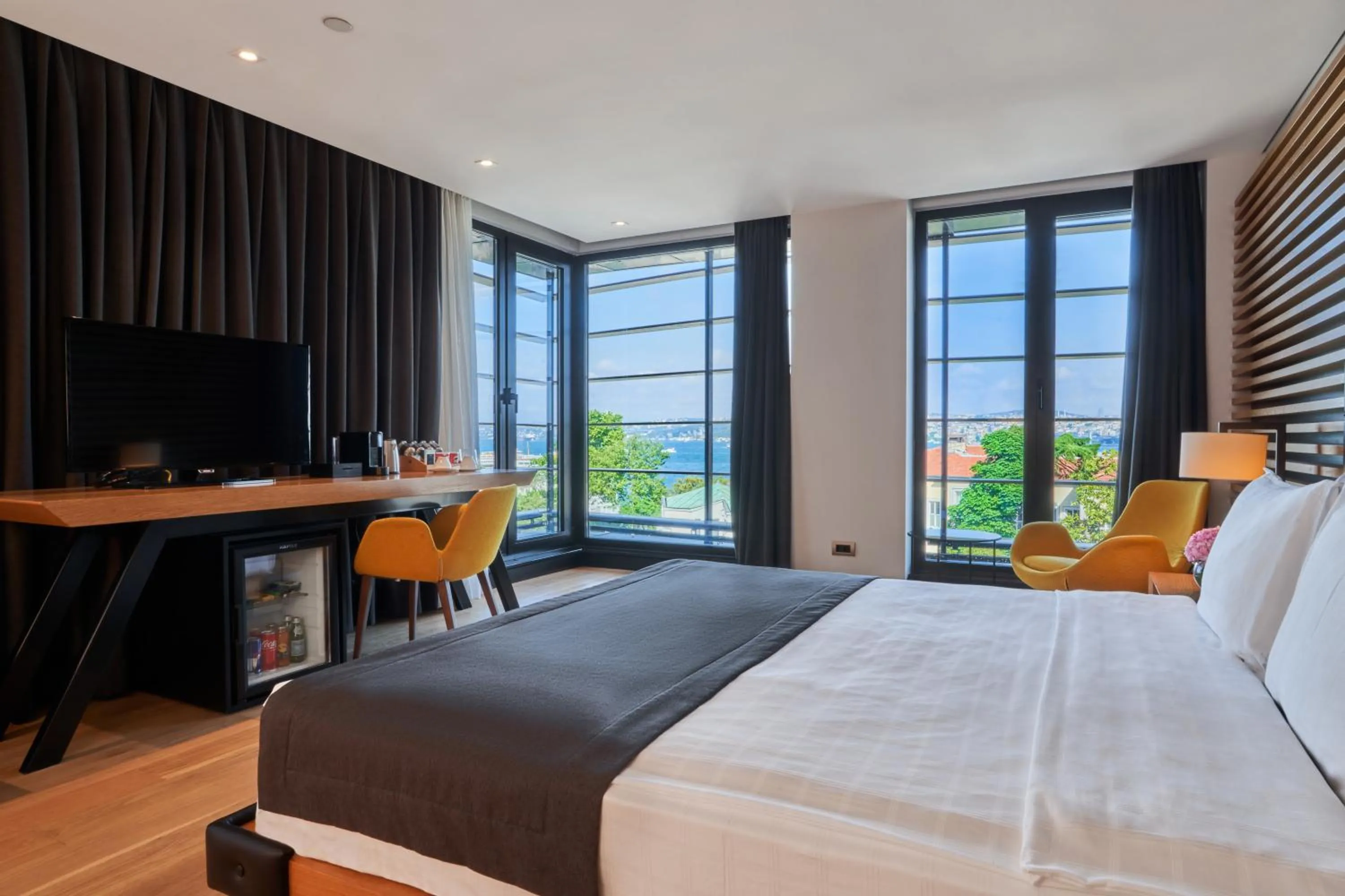 Superior Room with Sea View in Metropolitan Hotels Bosphorus - Special Category