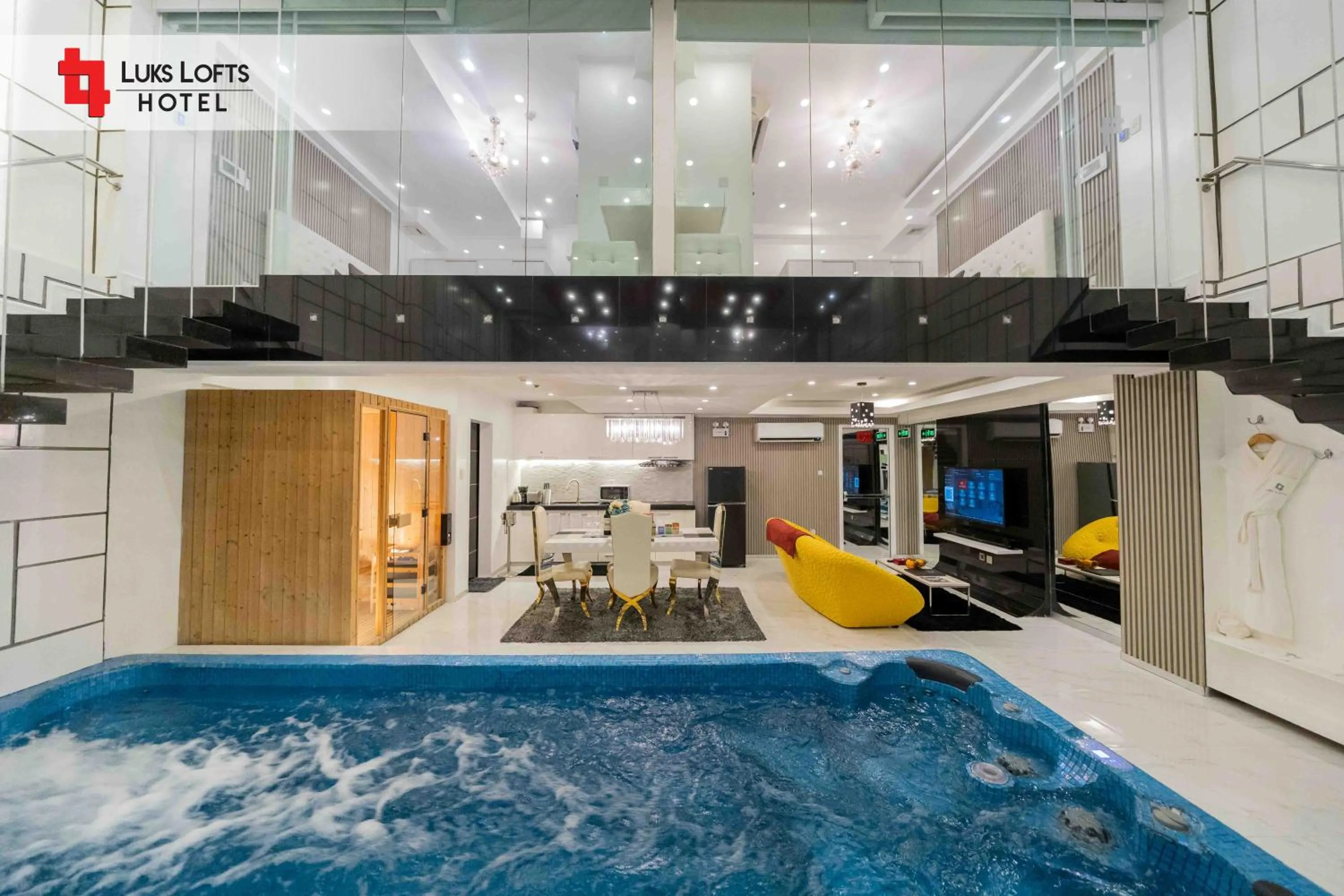 Deluxe Queen Suite in Luks Lofts Hotel & Residences