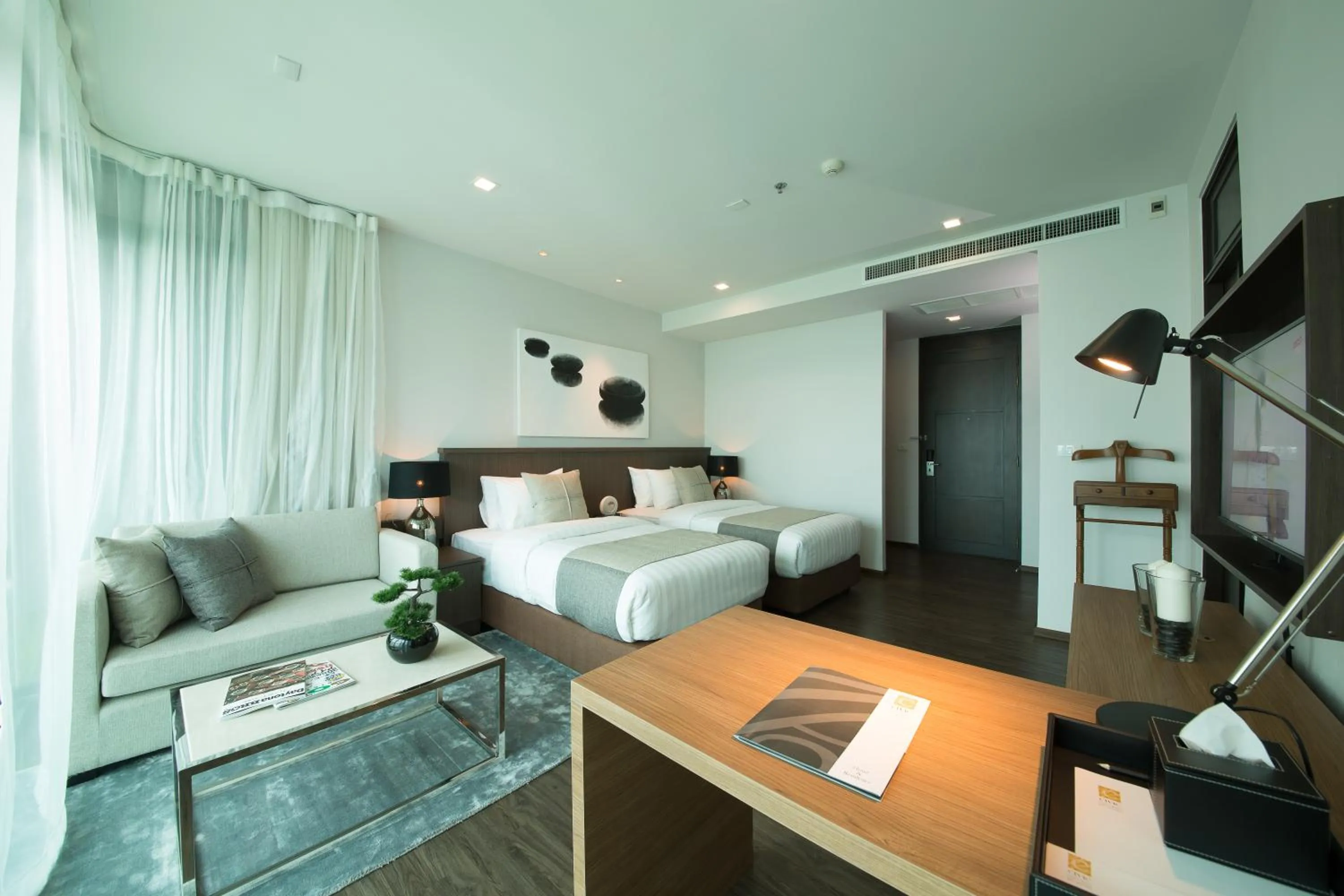 Standard Twin Room in Civic Horizon Hotel & Residence