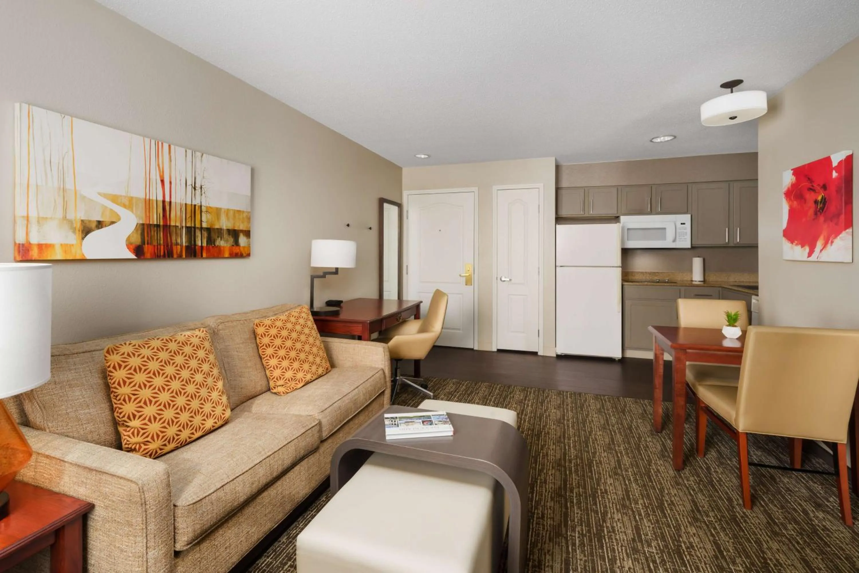 One-Bedroom Queen Suite - Non-Smoking in Homewood Suites by Hilton Providence-Warwick