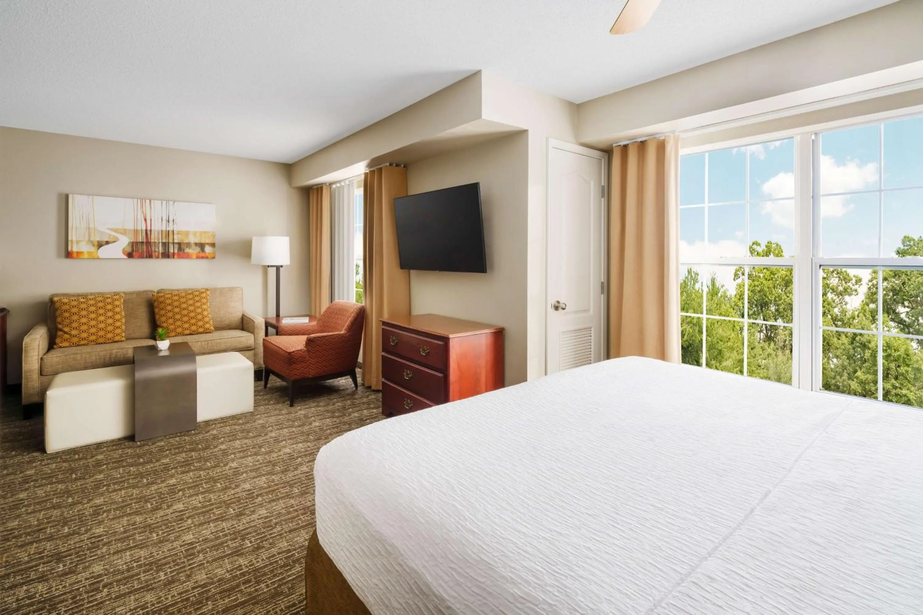 King Suite - Mobility Access/Non-Smoking in Homewood Suites by Hilton Providence-Warwick