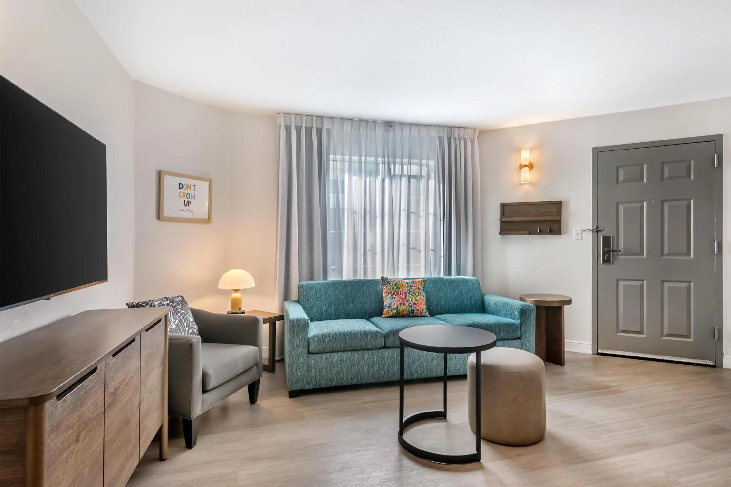 One Bedroom King Suite in Sonesta ES Suites Orlando - Lake Buena Vista