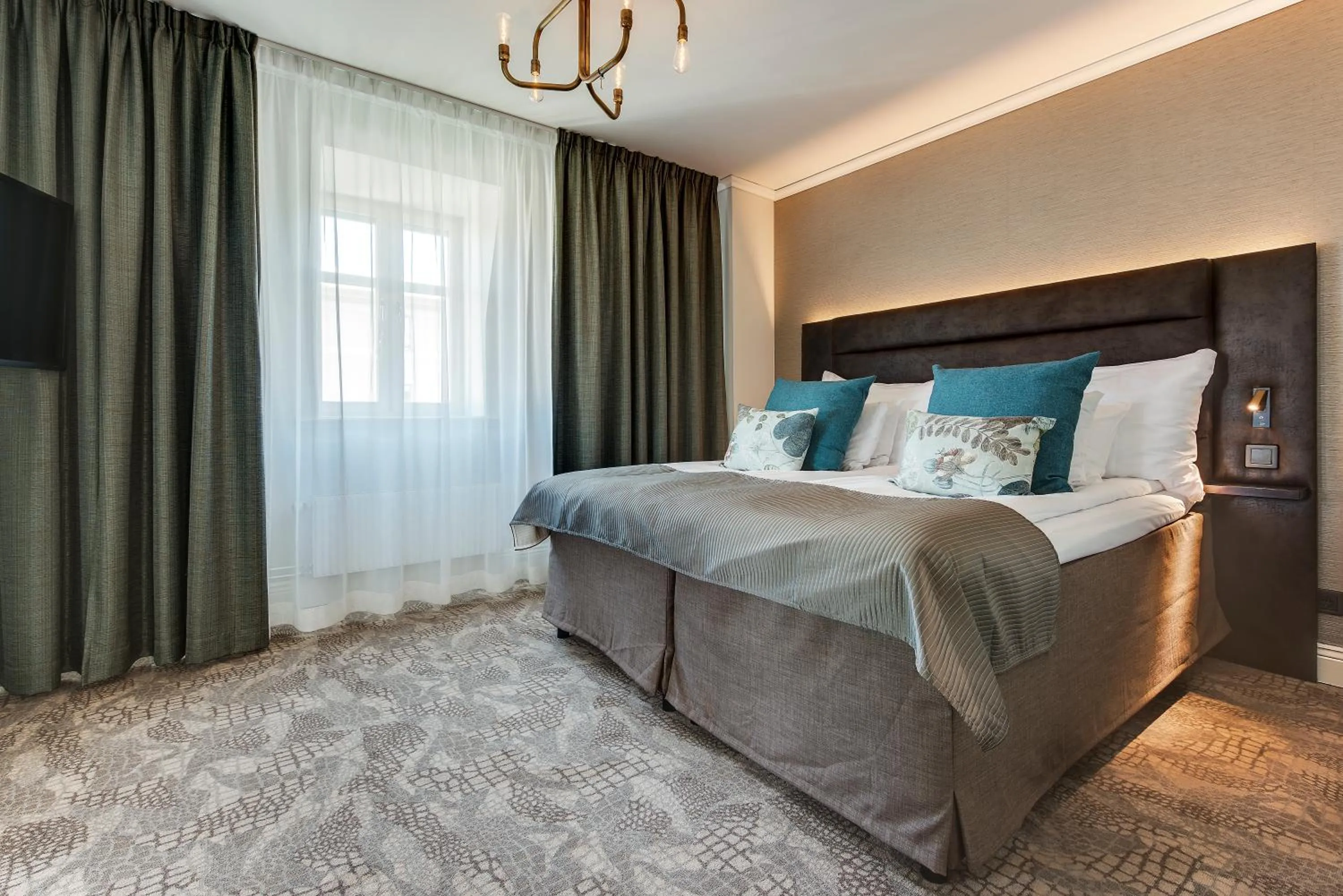 Suite in Home Hotel Victoria