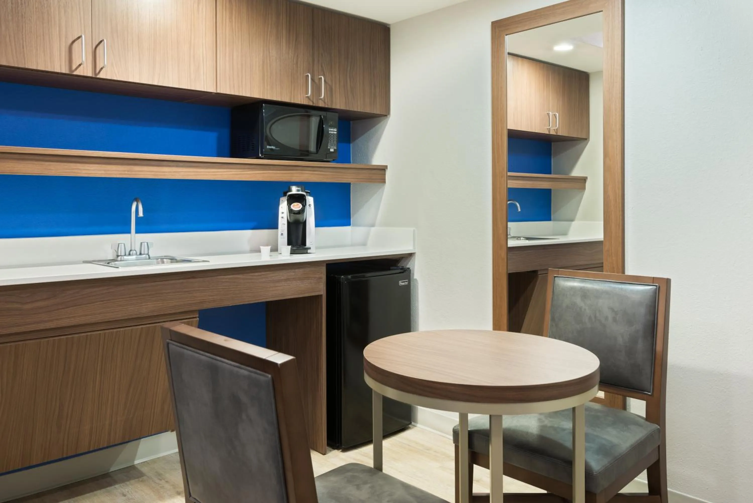 One-Bedroom Suite with Two Double Beds in Holiday Inn Express & Suites - Nearest Universal Orlando by IHG