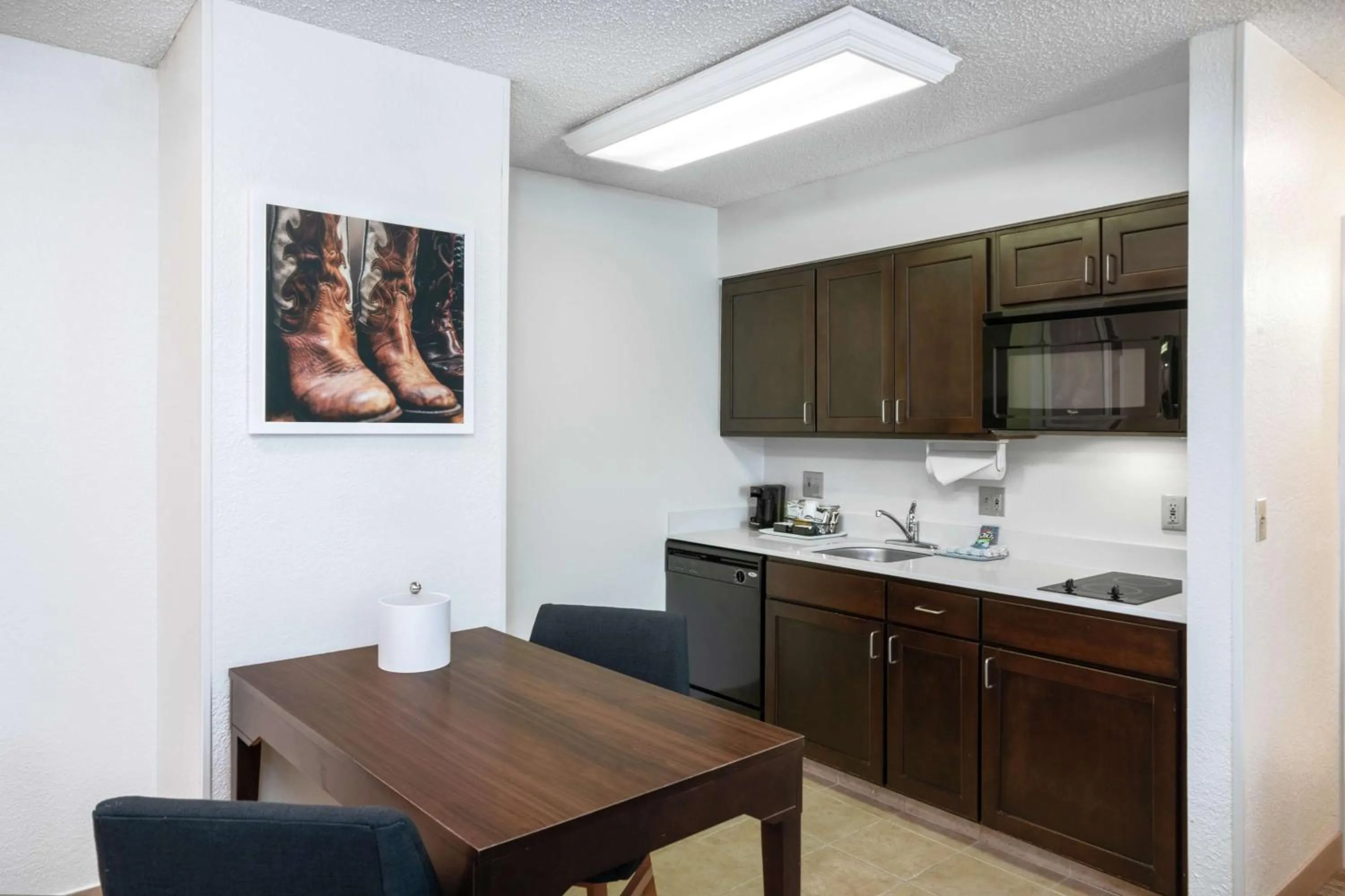 One-Bedroom King Suite with Kitchen - Non-Smoking  in Hampton Inn & Suites Nashville Franklin