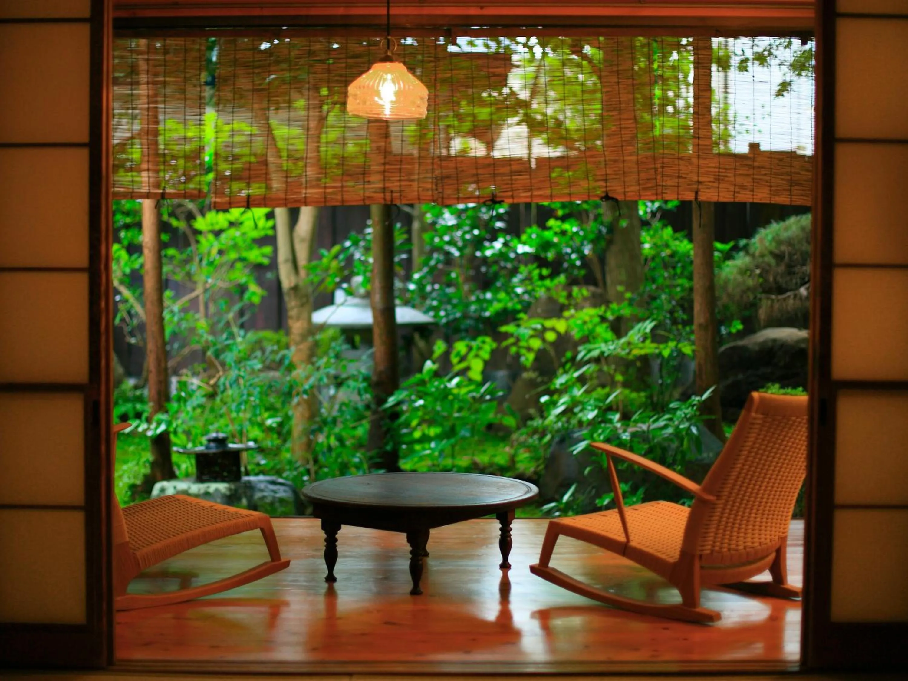 Japanese Western Room with Tatami Area and Open-Air Bathroom in Hanakanzashi