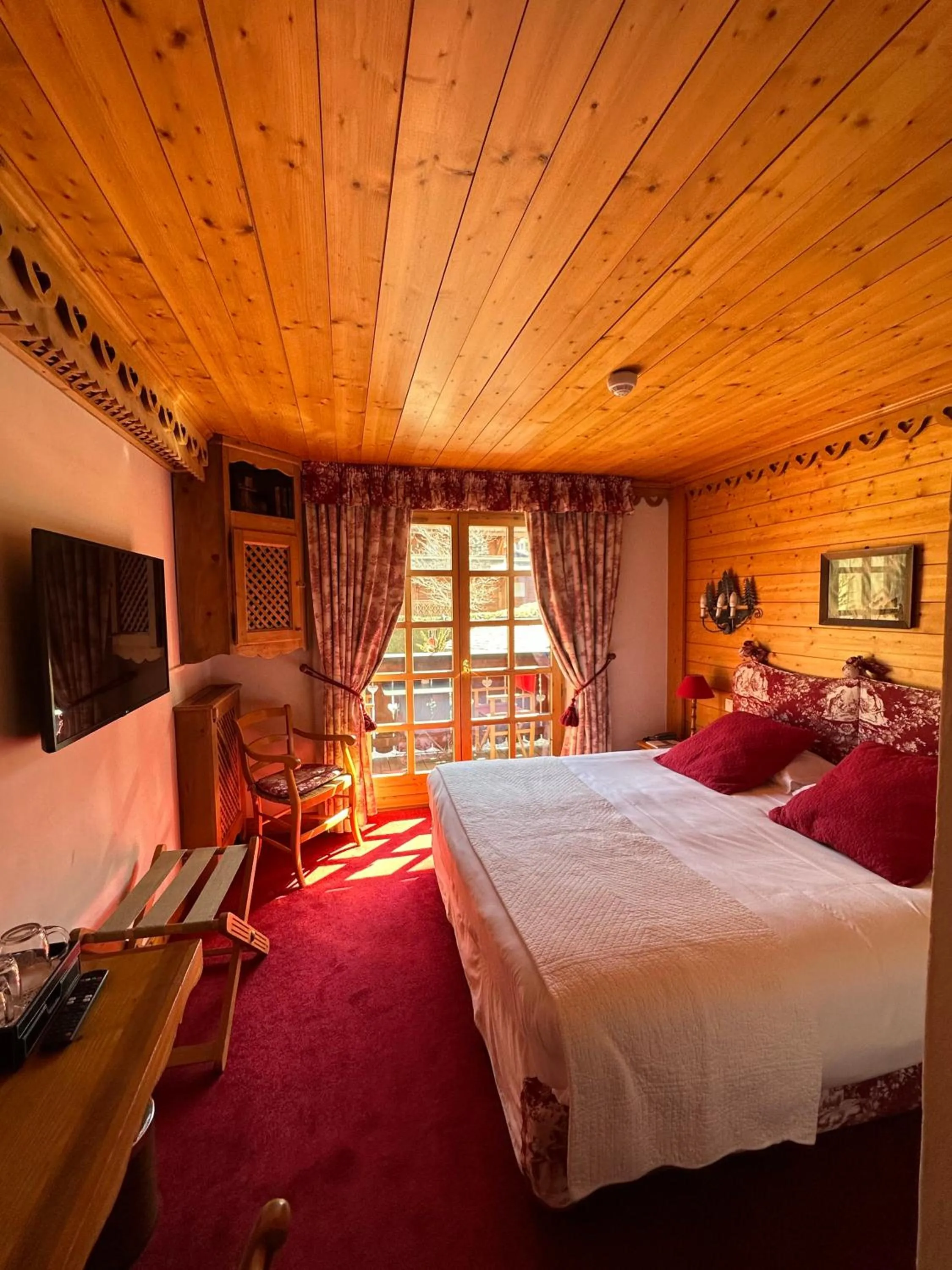 Superior Room in Hôtel Chalet Saint-Georges