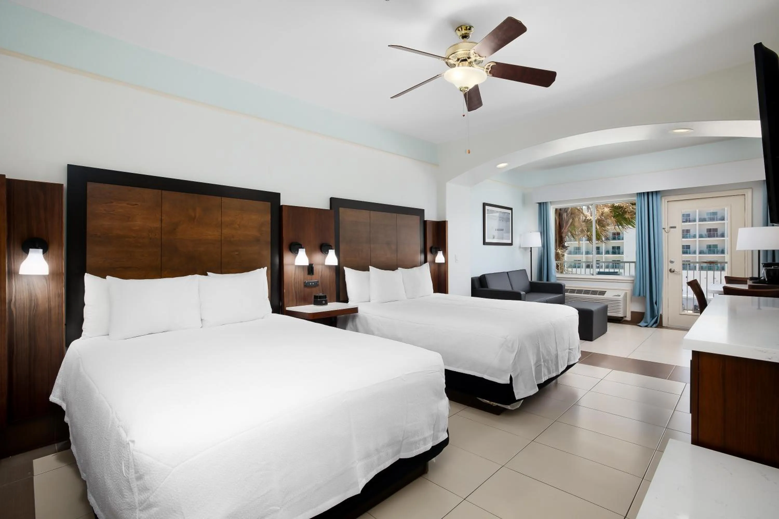 Double Room with Balcony and Sea View in Sand Rose Beach Resort