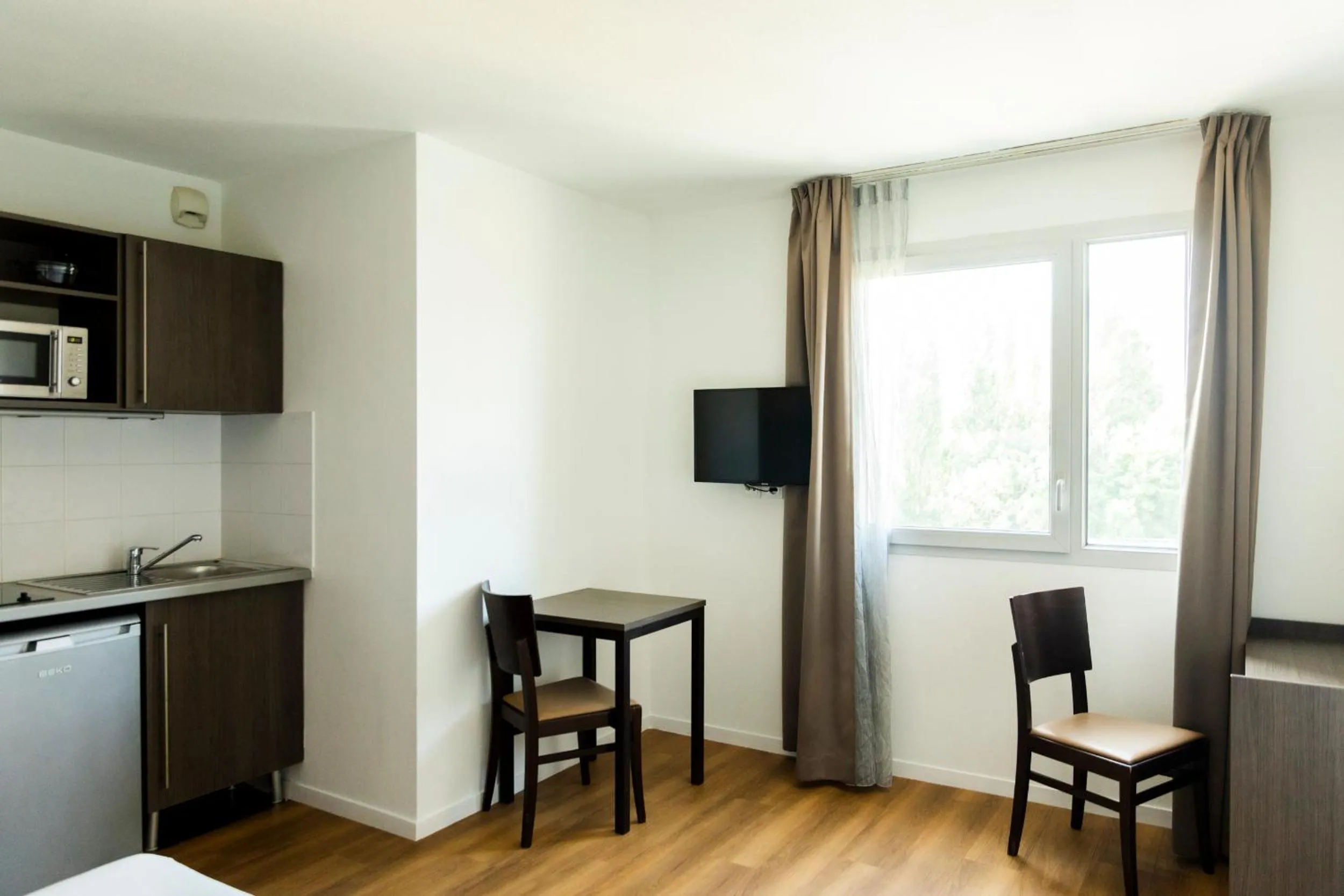 Superior Studio in Appart'hotel Vacancéole Paris Quai de Marne