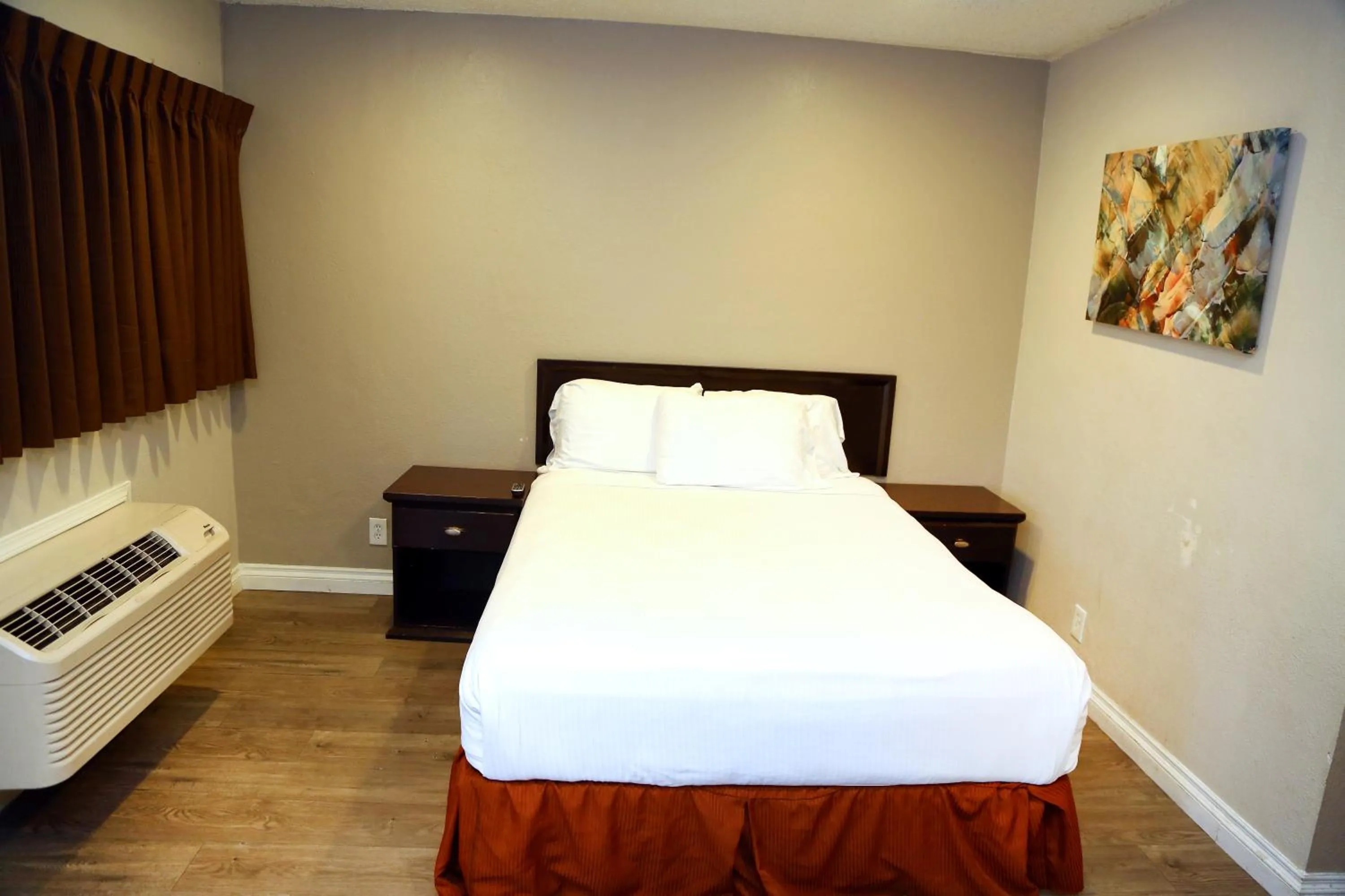 Standard Studio in Anaheim Executive Inn & Suites