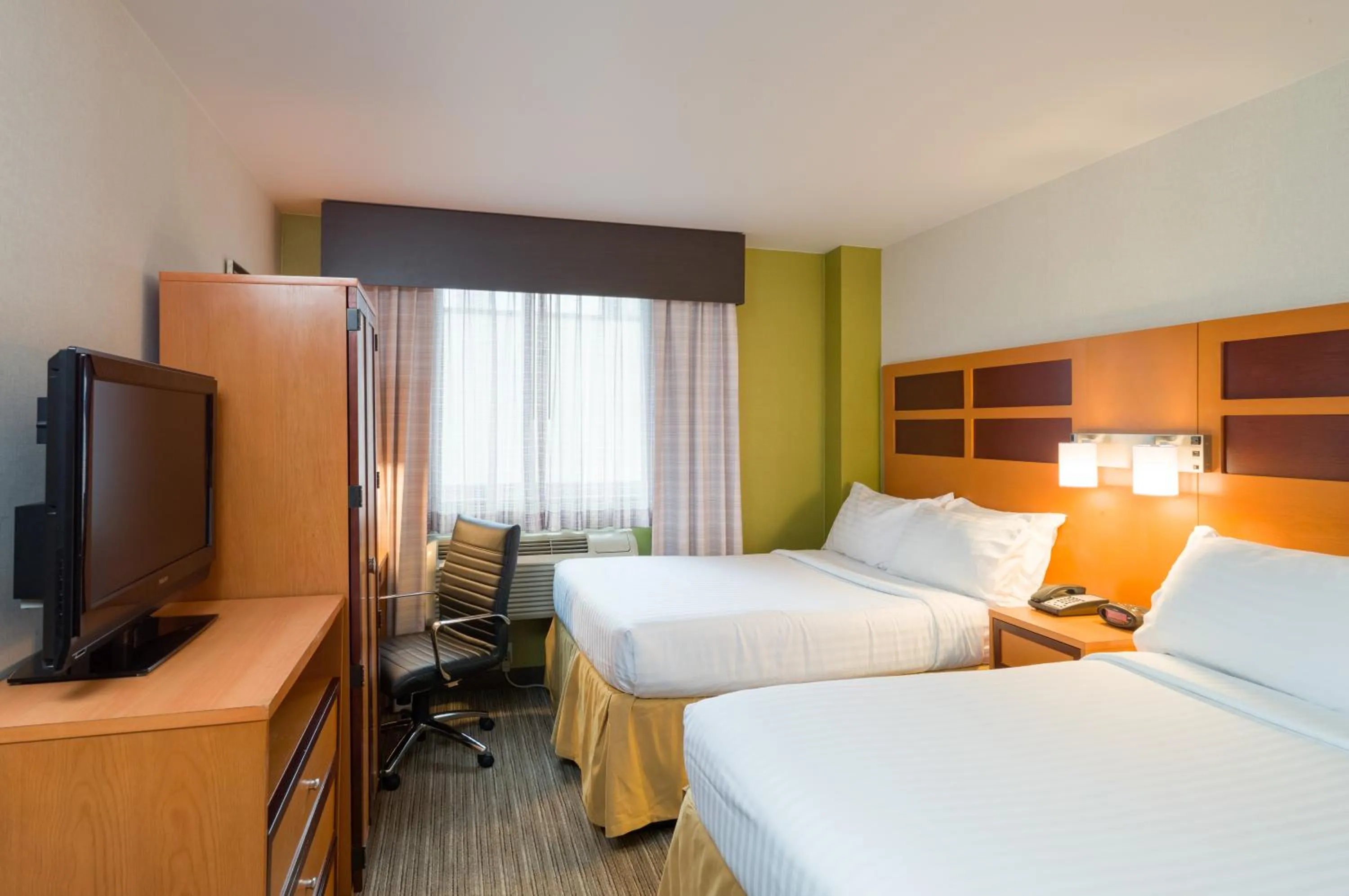 Double Room with Two Double Beds - Non-Smoking in Holiday Inn Express - Times Square by IHG