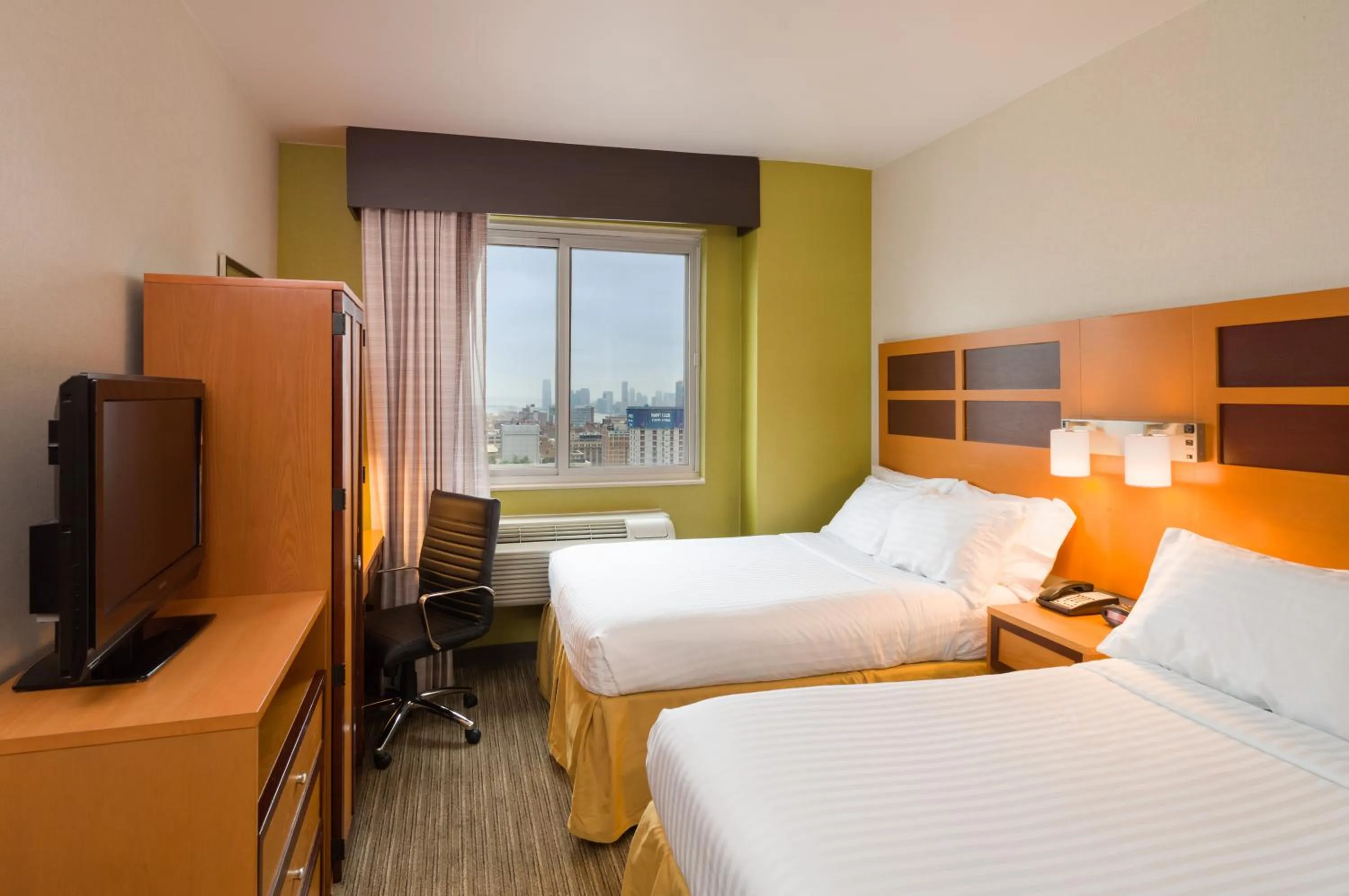 Double Room with Two Double Beds High Floor in Holiday Inn Express - Times Square by IHG